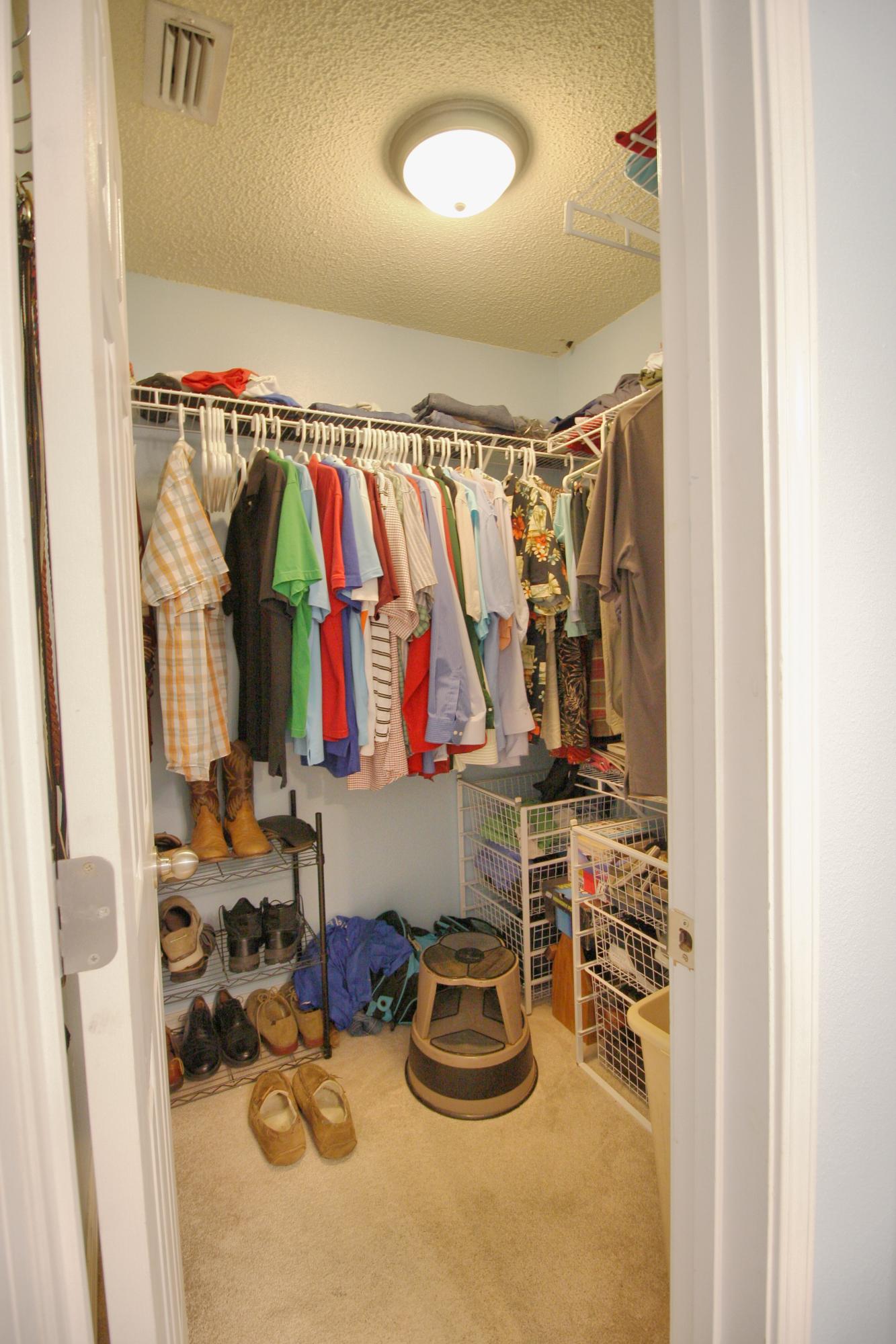 COUNTRY BREEZE ESTATES - Residential