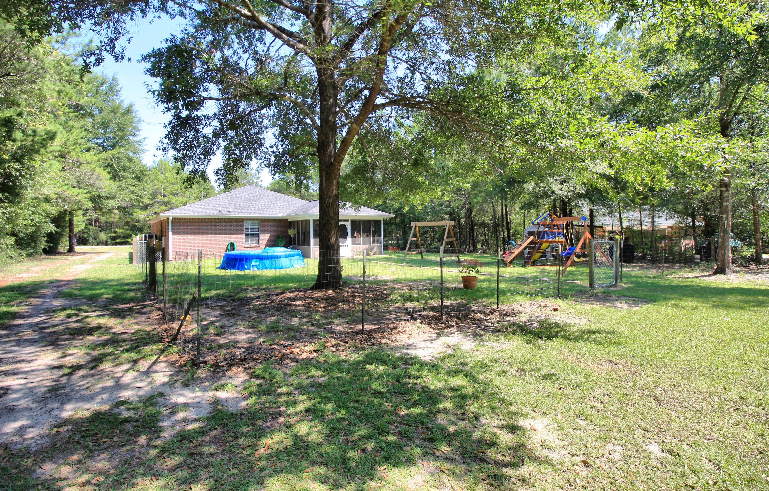 COUNTRY BREEZE ESTATES - Residential