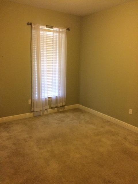 DIAMOND LAKES - Residential