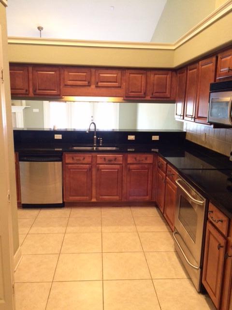 DIAMOND LAKES - Residential