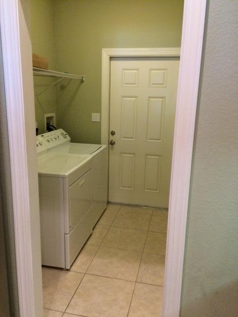 DIAMOND LAKES - Residential