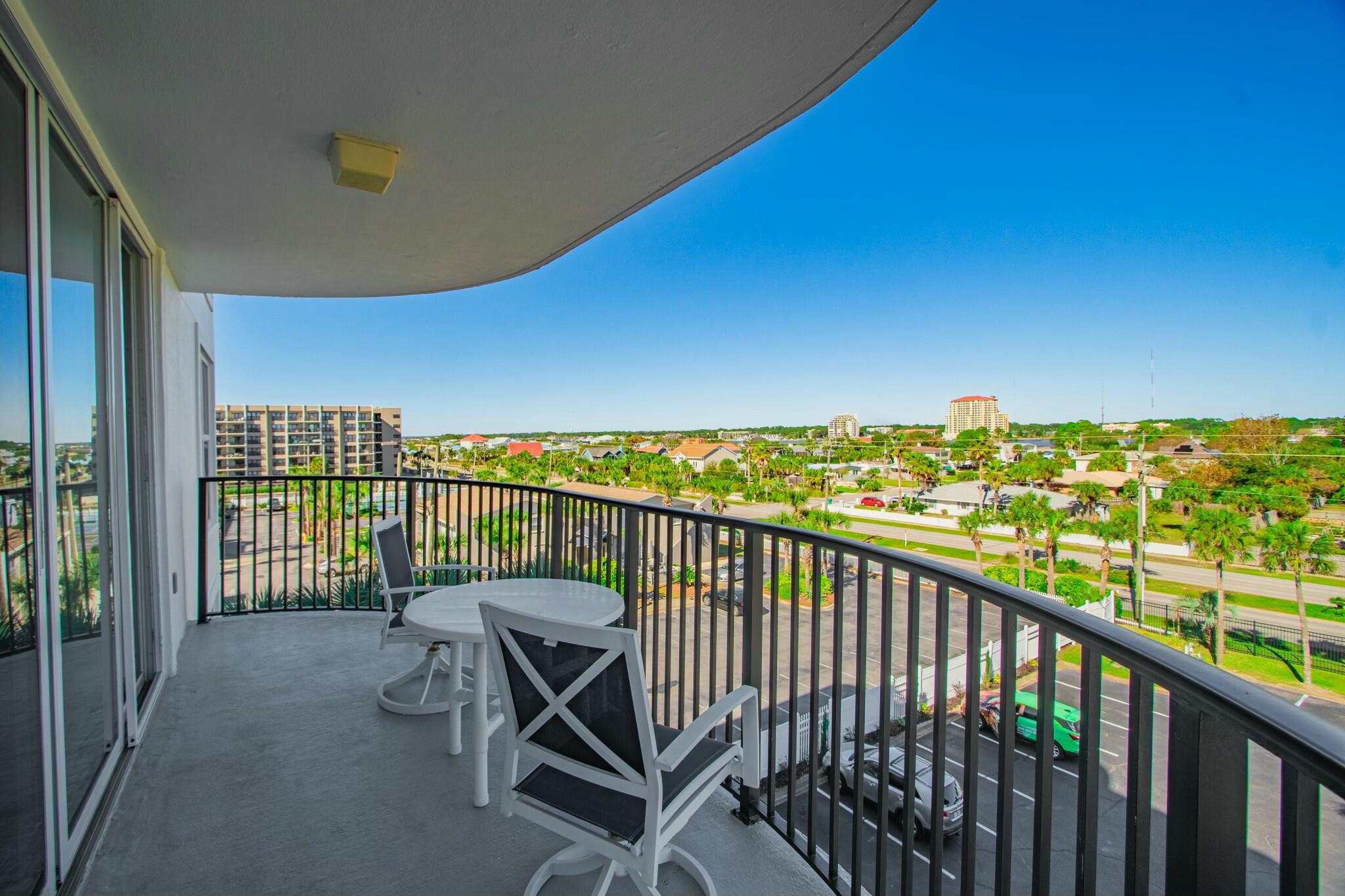 DUNE POINTE CONDO - Residential