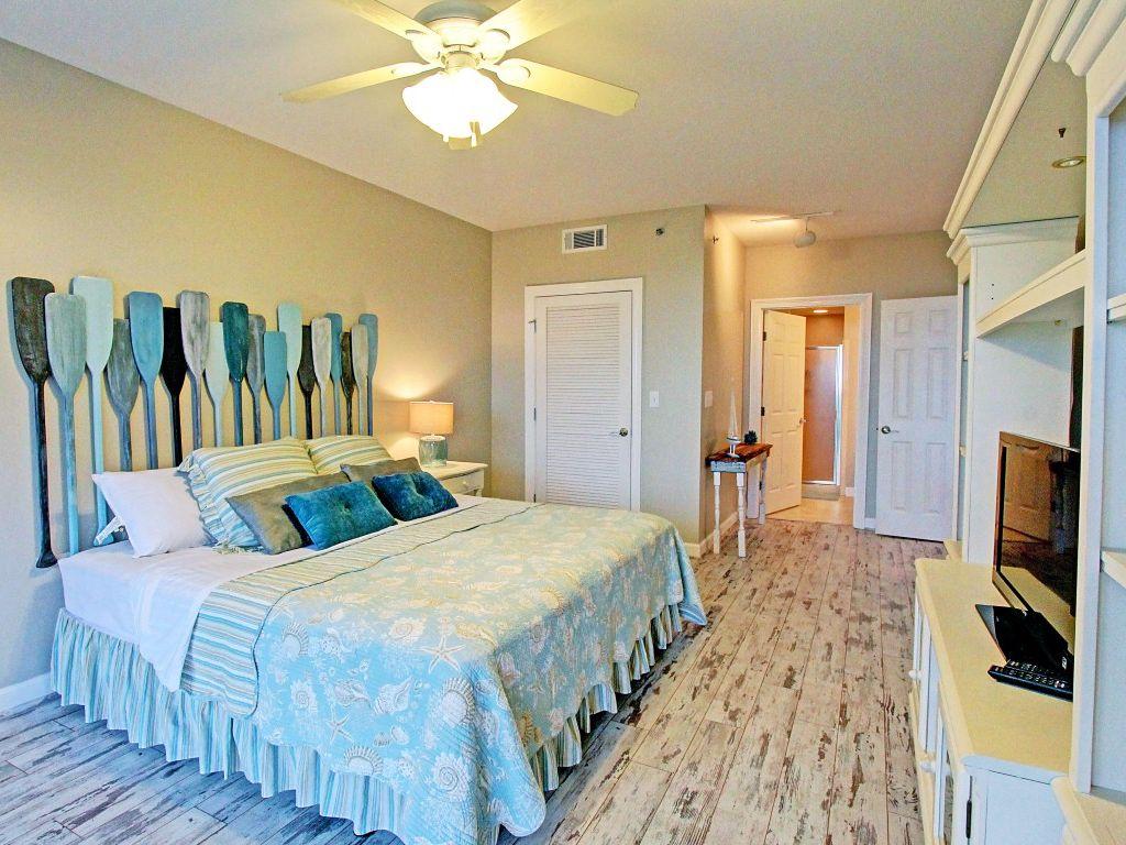 STERLING SHORES - Residential
