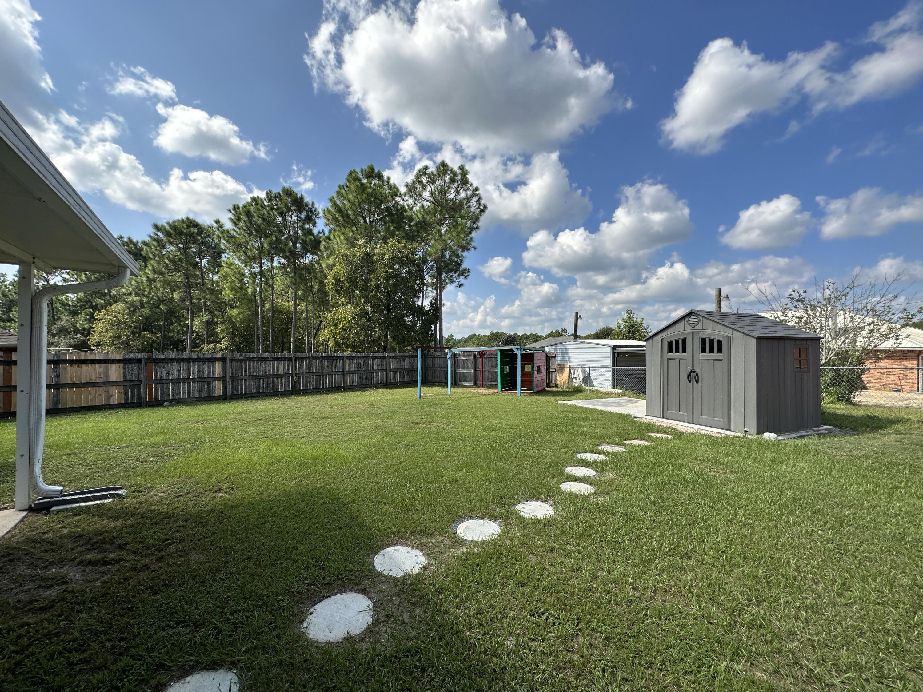 ALICIA PLACE - Residential Lease