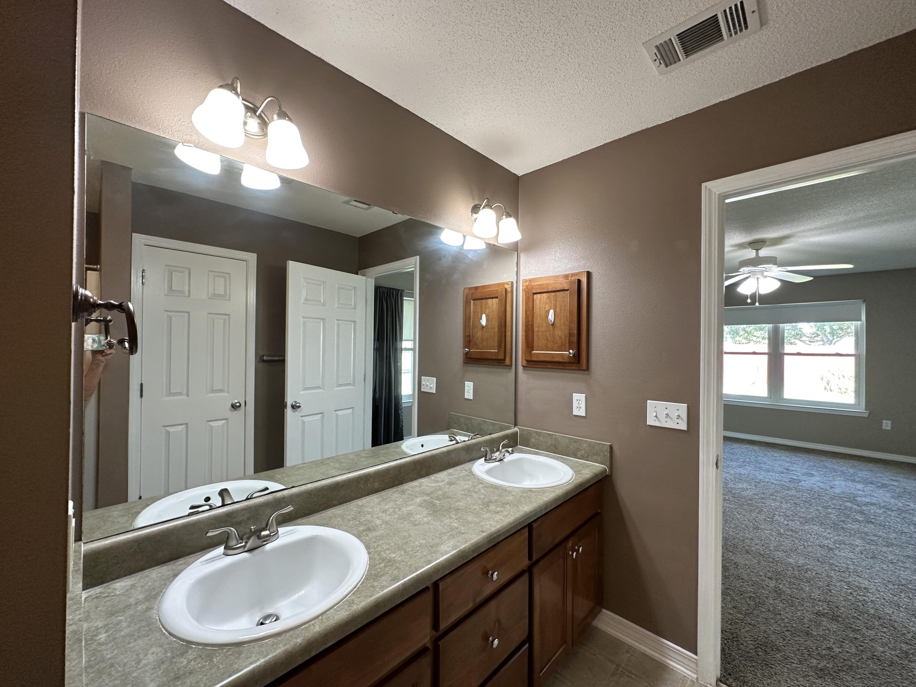 ALICIA PLACE - Residential Lease