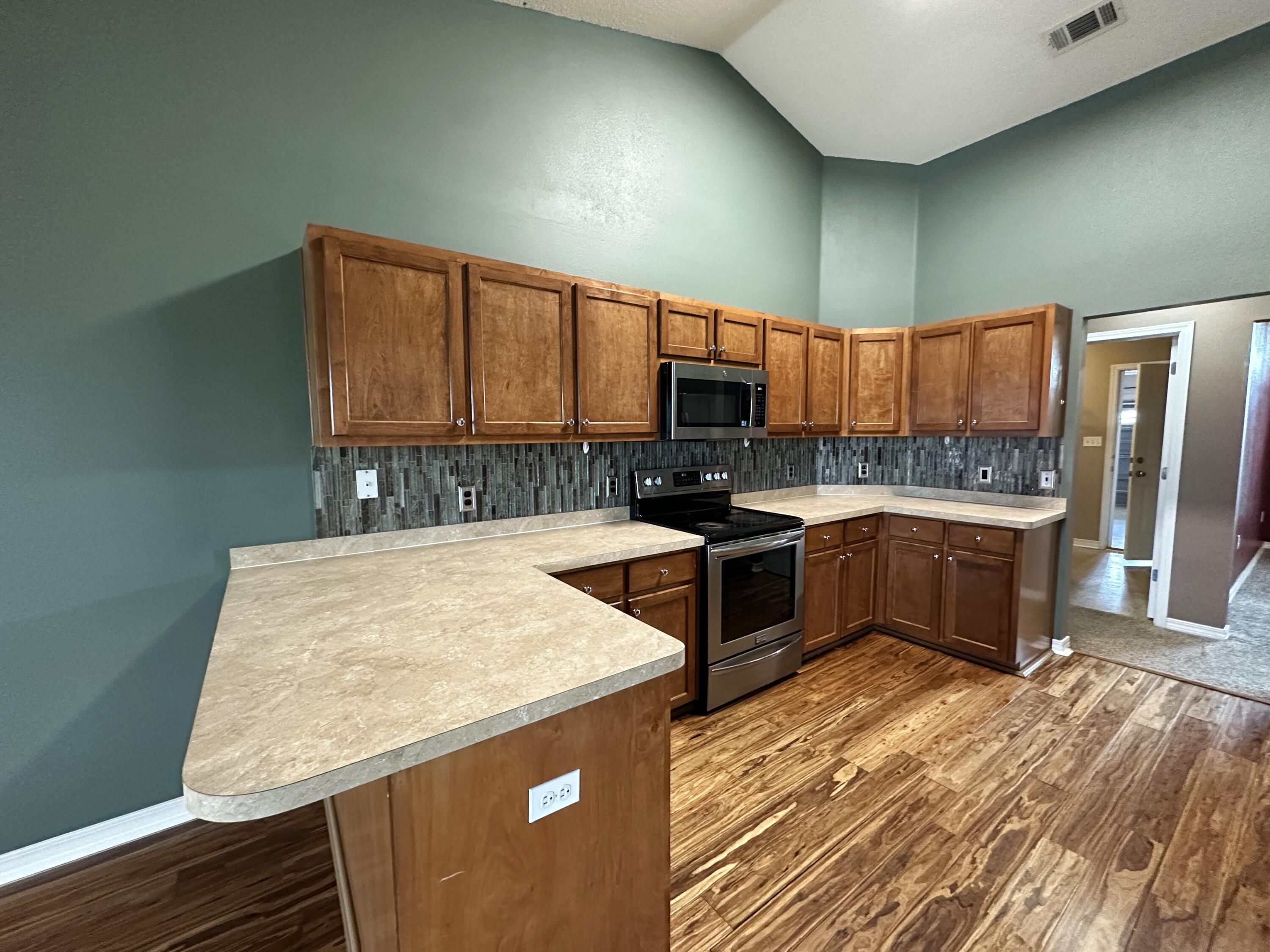 ALICIA PLACE - Residential Lease