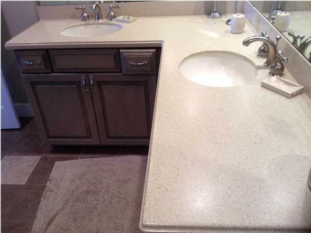 DESTIN TOWERS CONDO - Residential