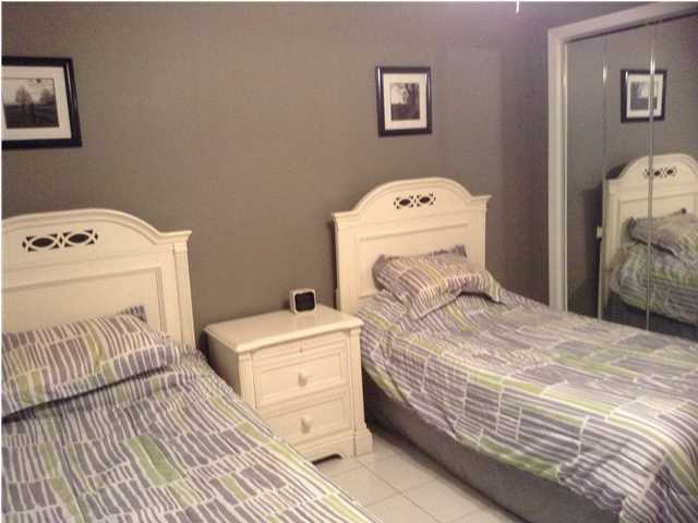 DESTIN TOWERS CONDO - Residential