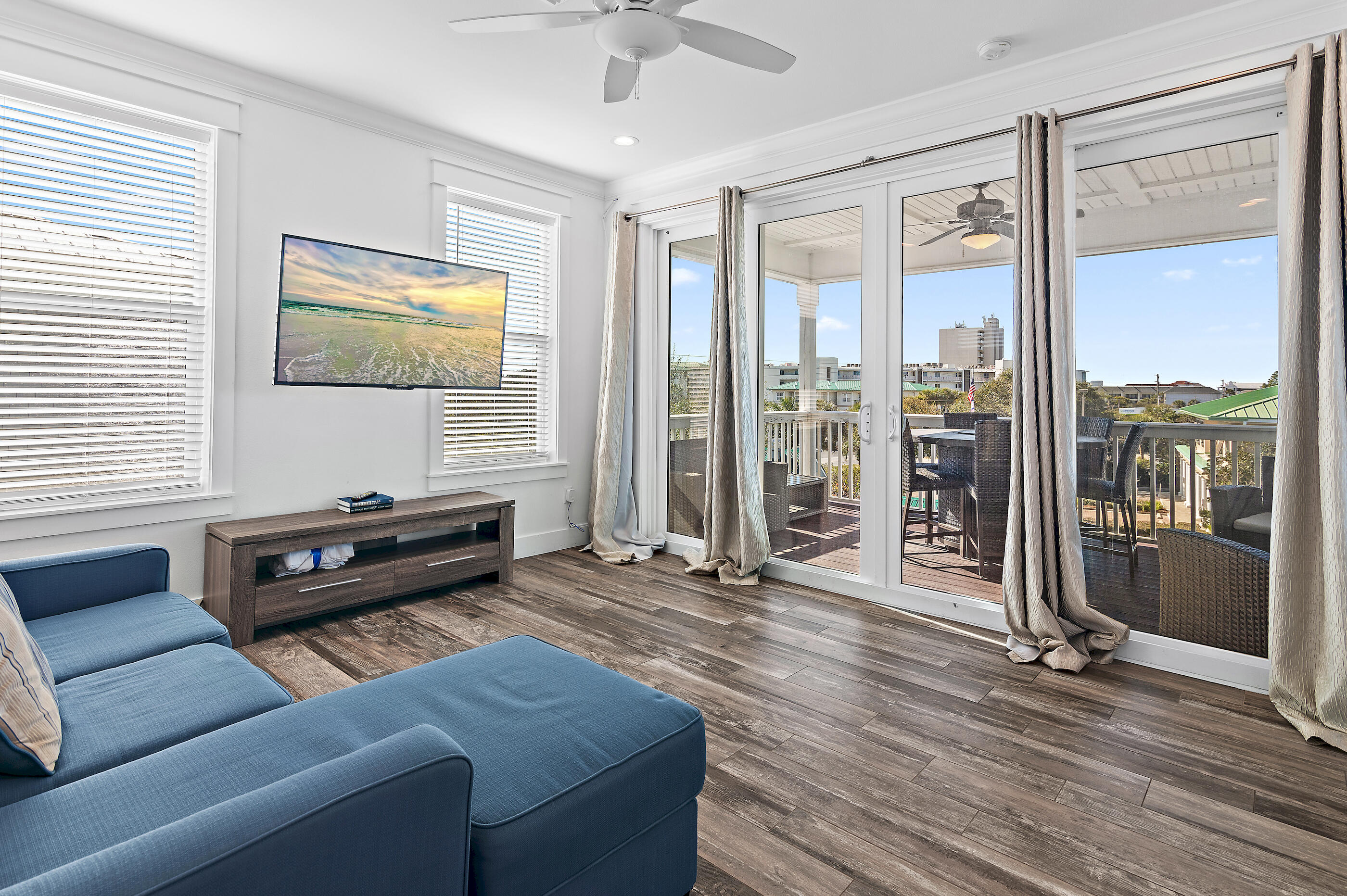 SUGAR SAND LANE - Residential