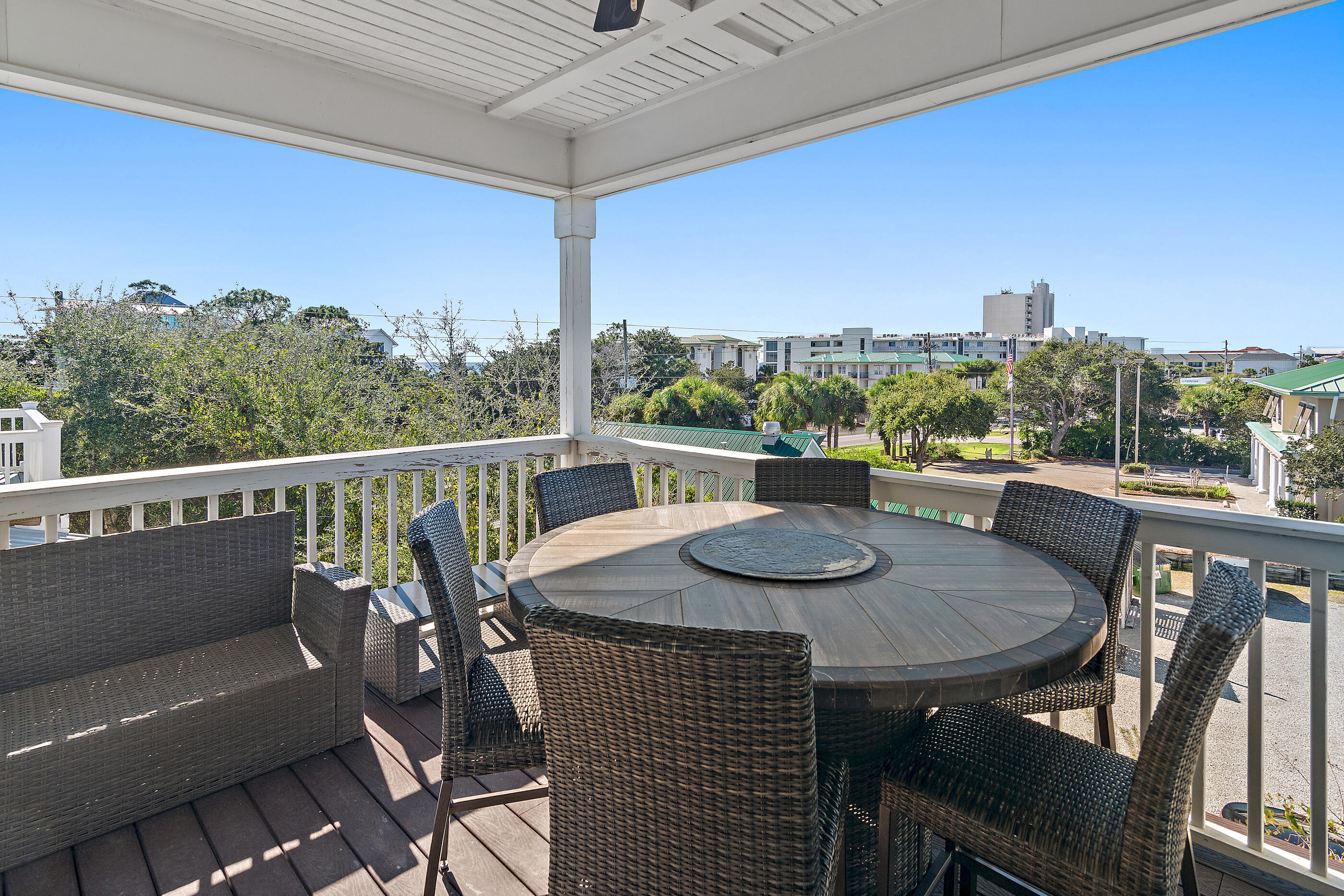 SUGAR SAND LANE - Residential