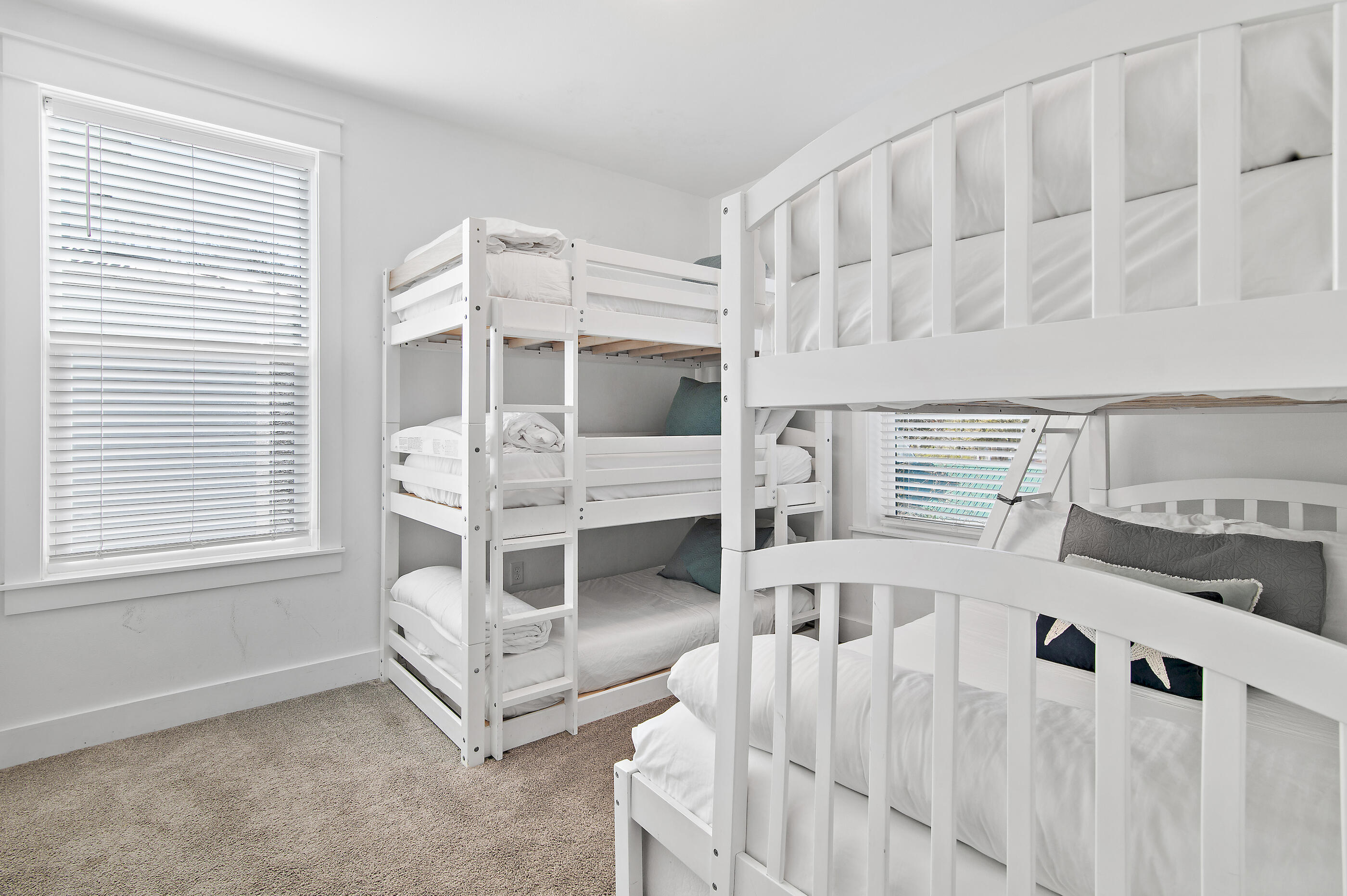 SUGAR SAND LANE - Residential