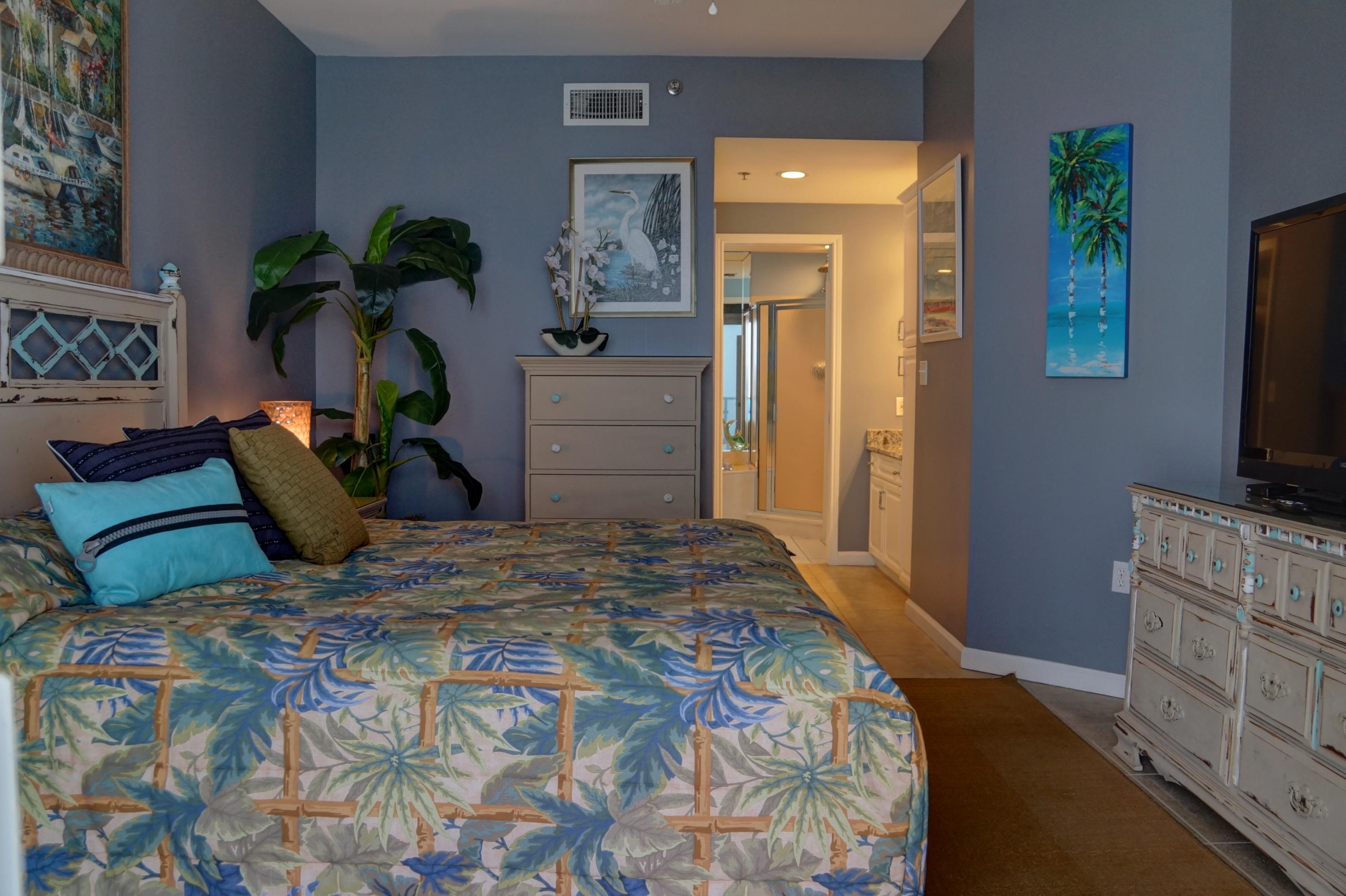 STERLING SANDS CONDO - Residential