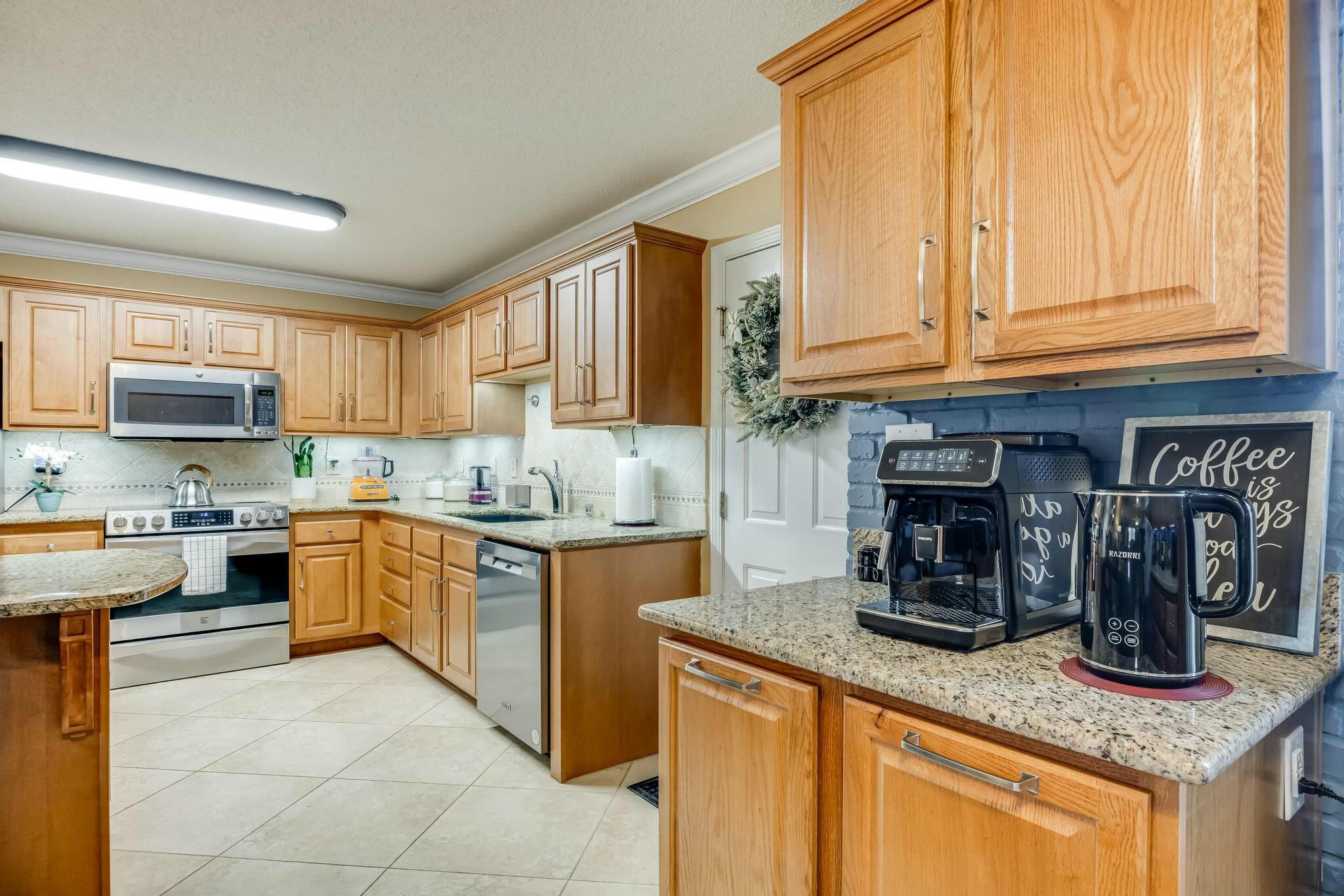 OLD BETHEL ESTATES PH I - Residential