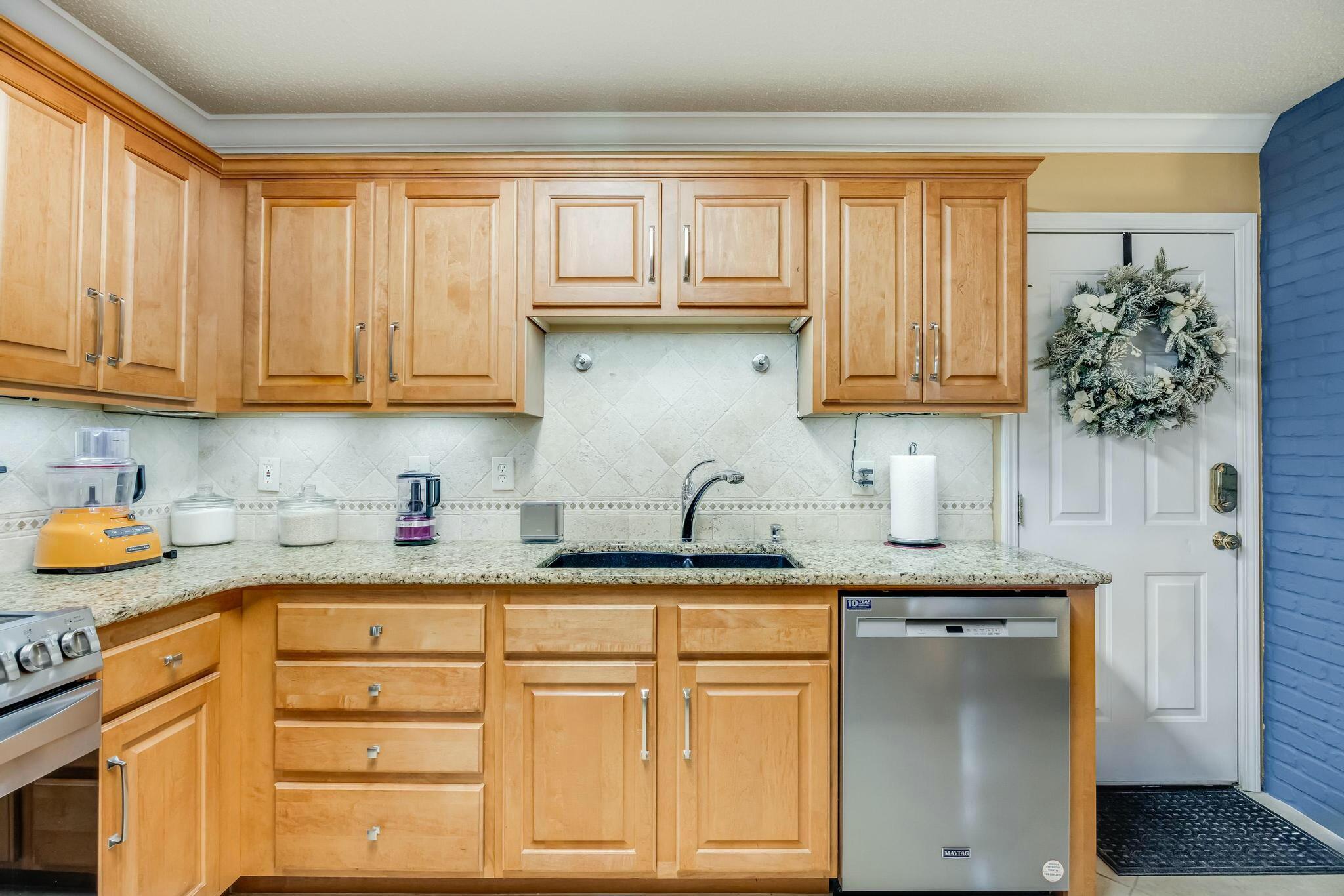 OLD BETHEL ESTATES PH I - Residential