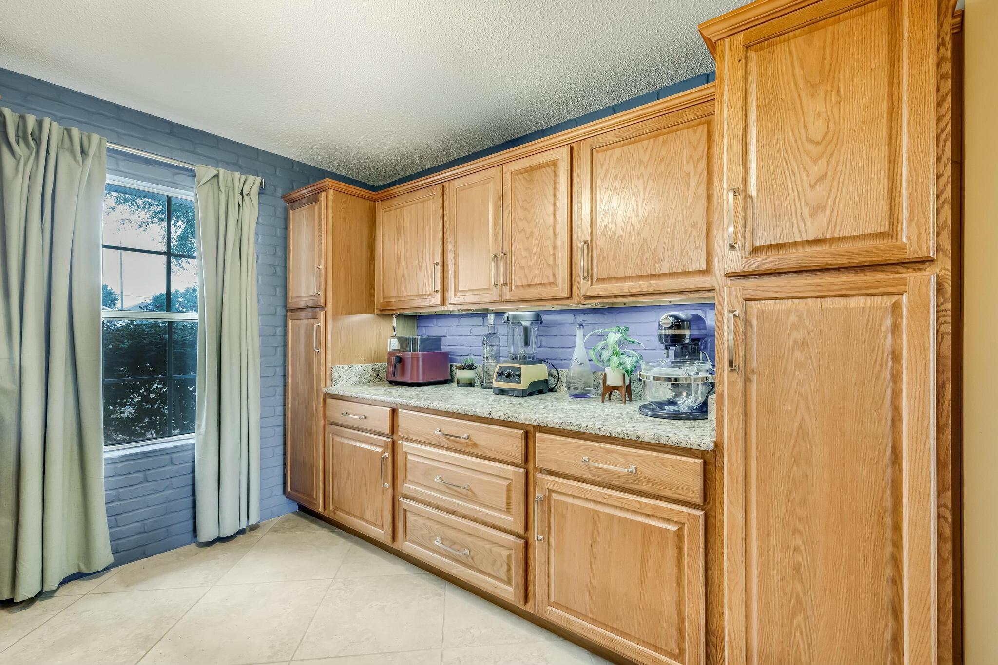 OLD BETHEL ESTATES PH I - Residential