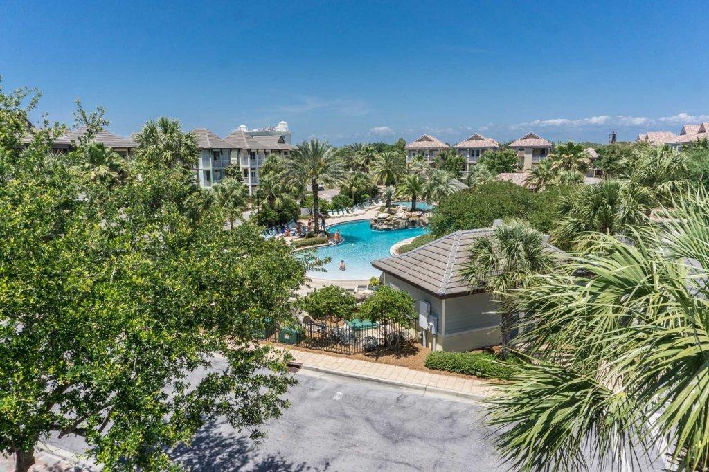 VILLAGES OF CRYSTAL BEACH - Residential