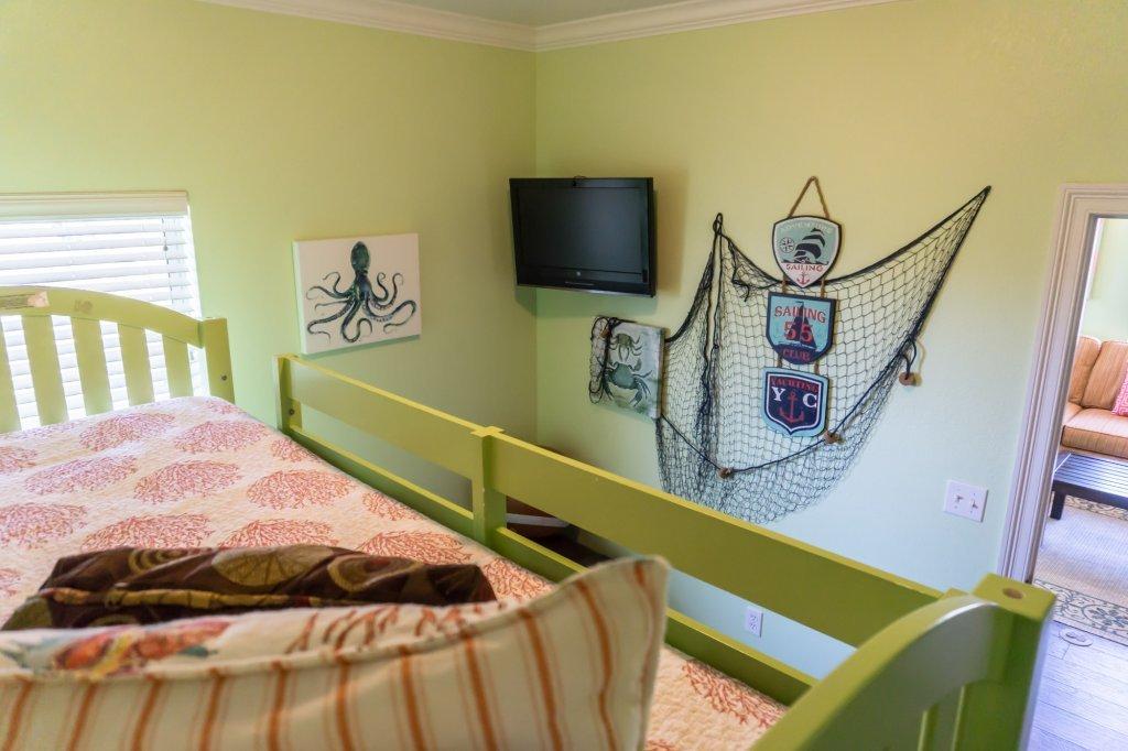 VILLAGES OF CRYSTAL BEACH - Residential