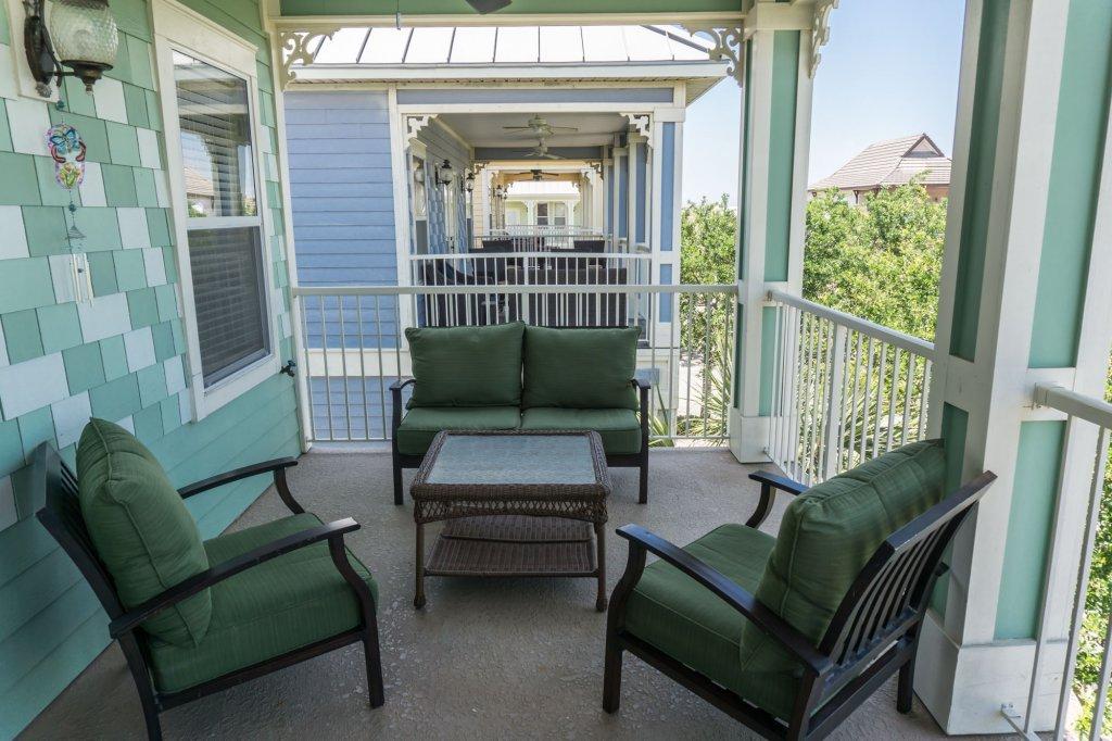 VILLAGES OF CRYSTAL BEACH - Residential