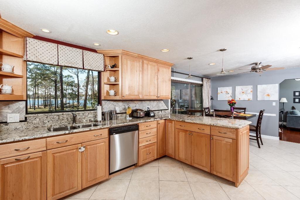 PARRISH M MM J PLAT - Residential