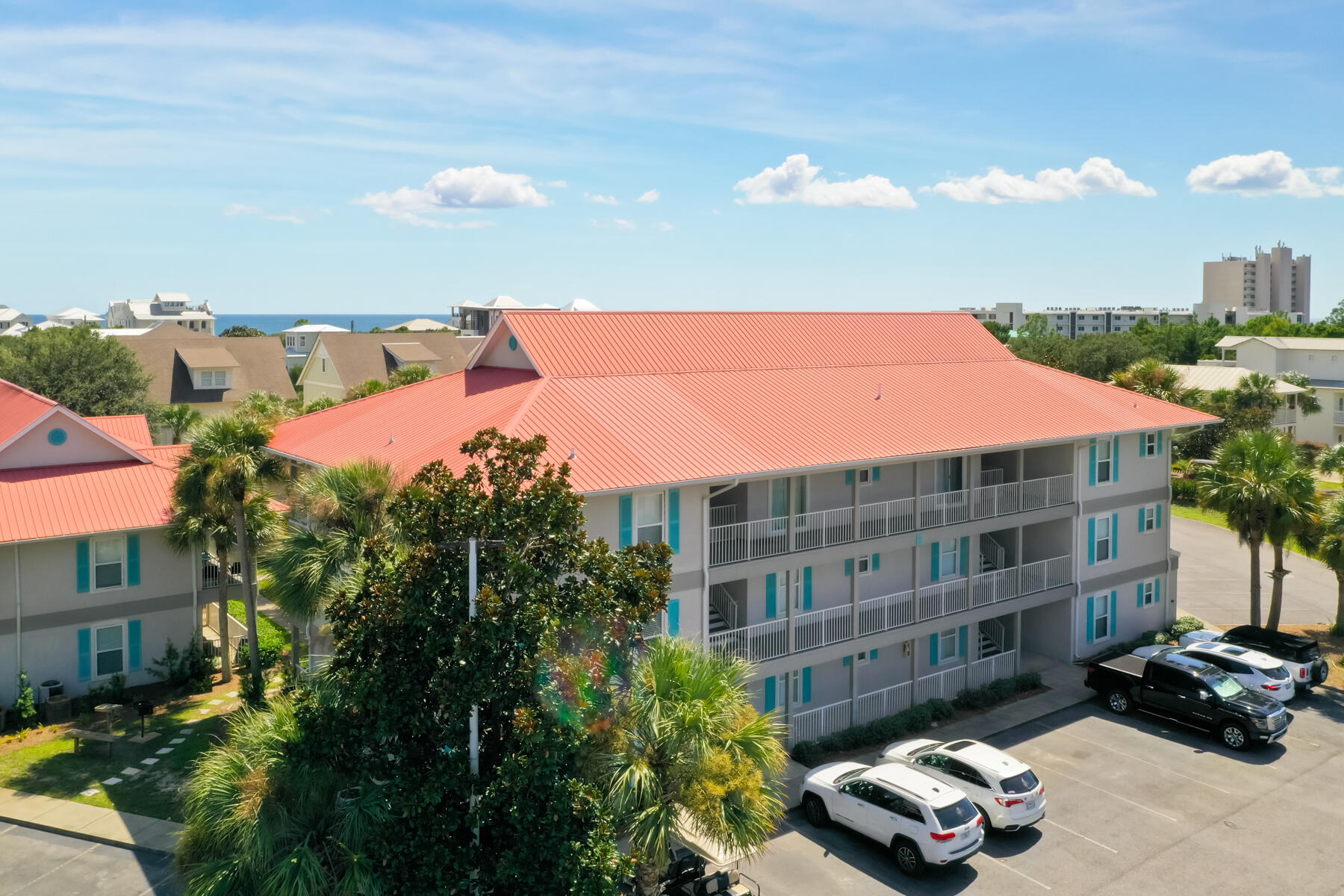 ROLLIN TIDE VILLAS - Residential