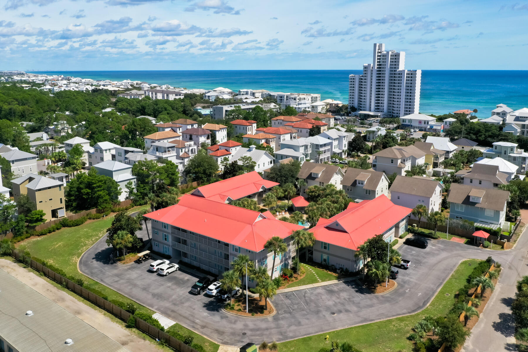 ROLLIN TIDE VILLAS - Residential