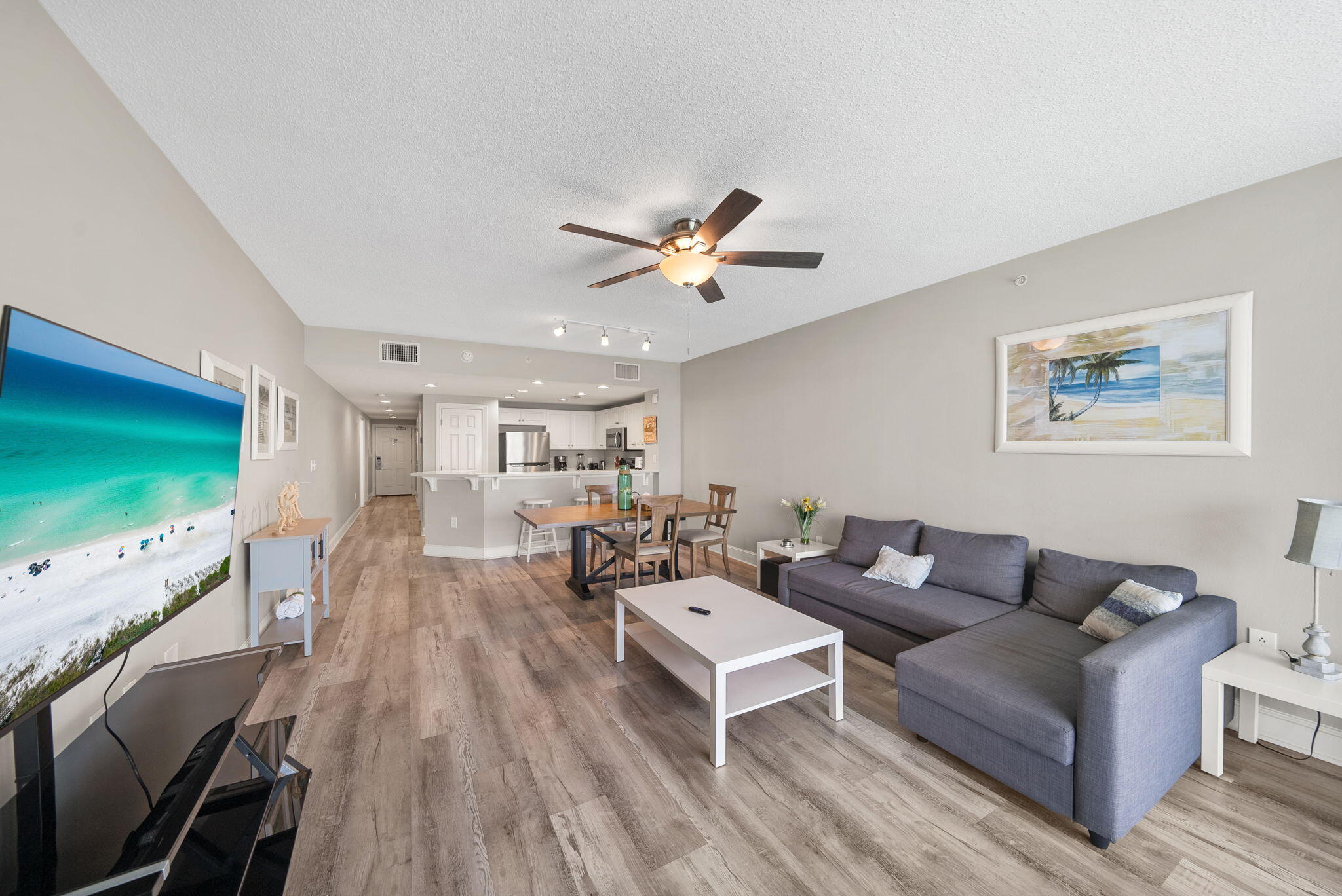 MAJESTIC BEACH TOWERS II - Residential