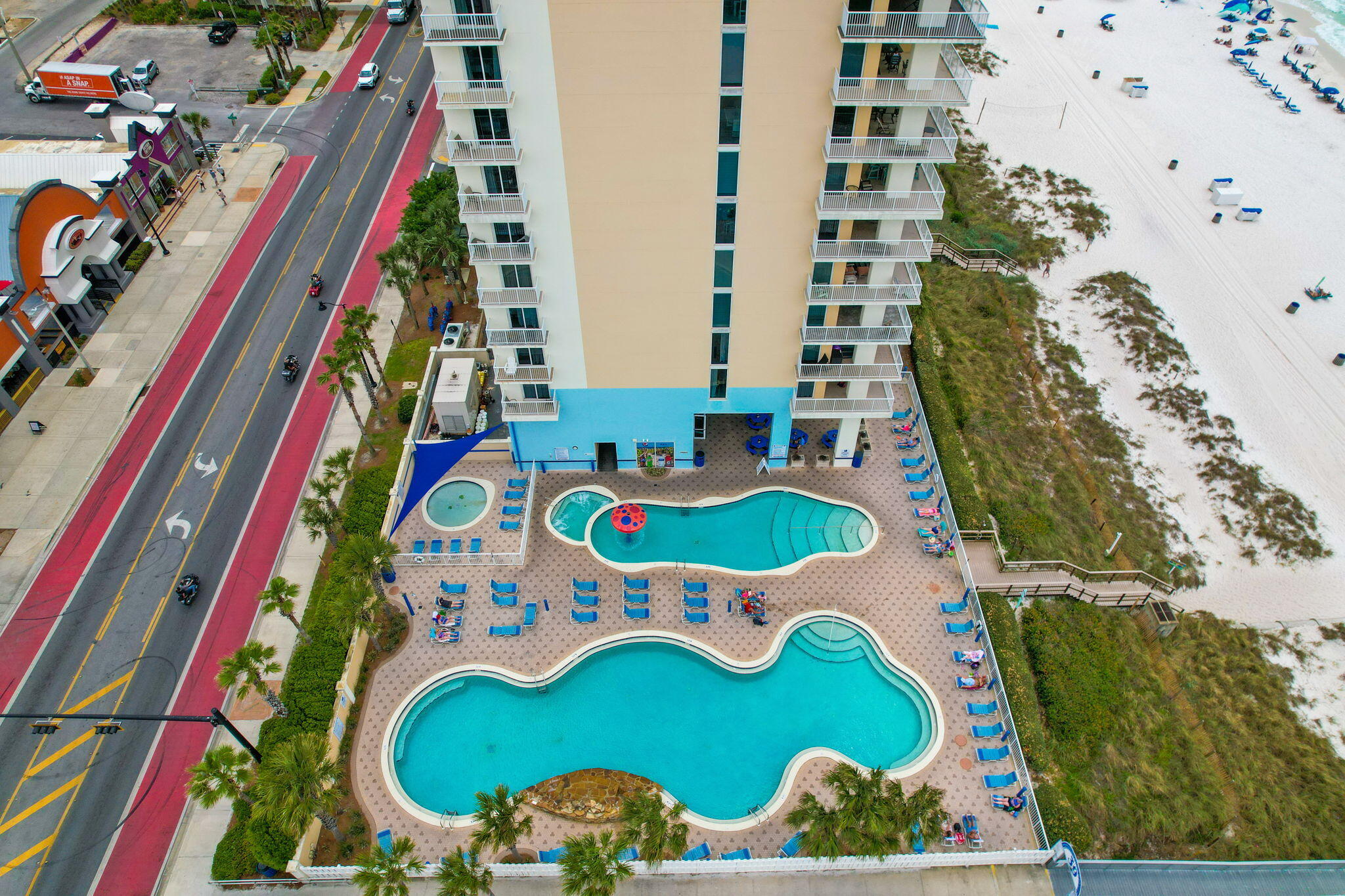 MAJESTIC BEACH TOWERS II - Residential