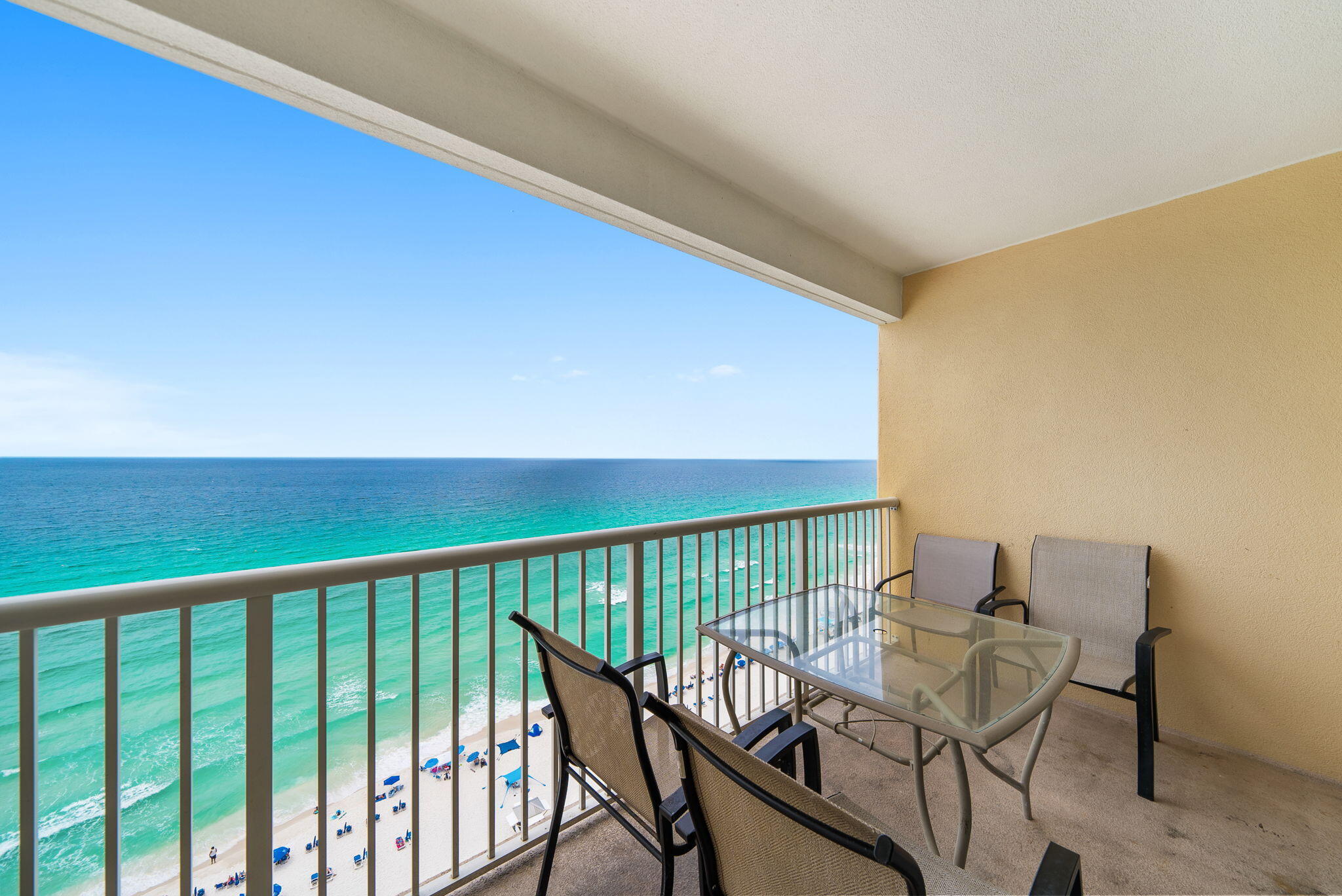 MAJESTIC BEACH TOWERS II - Residential