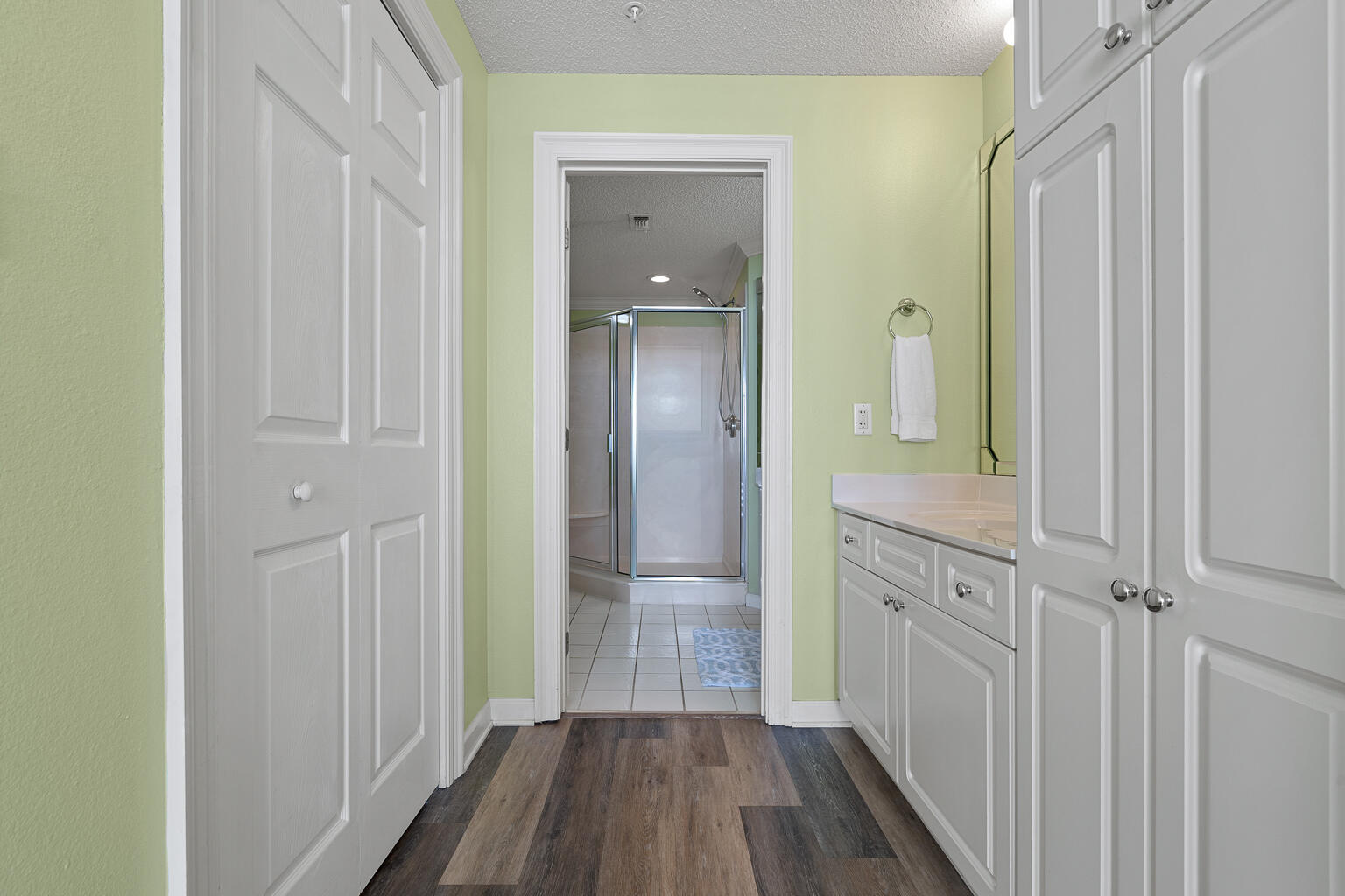 PEARL OF NAVARRE (THE) - Residential