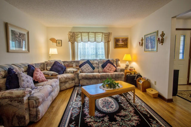 TEN LAKE ESTATES UNIT 2 - Residential