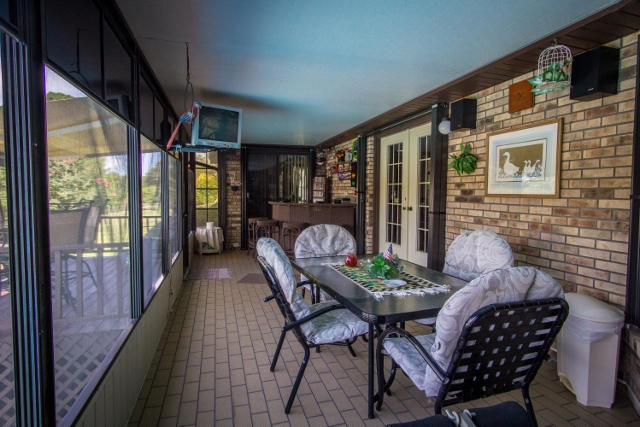 TEN LAKE ESTATES UNIT 2 - Residential