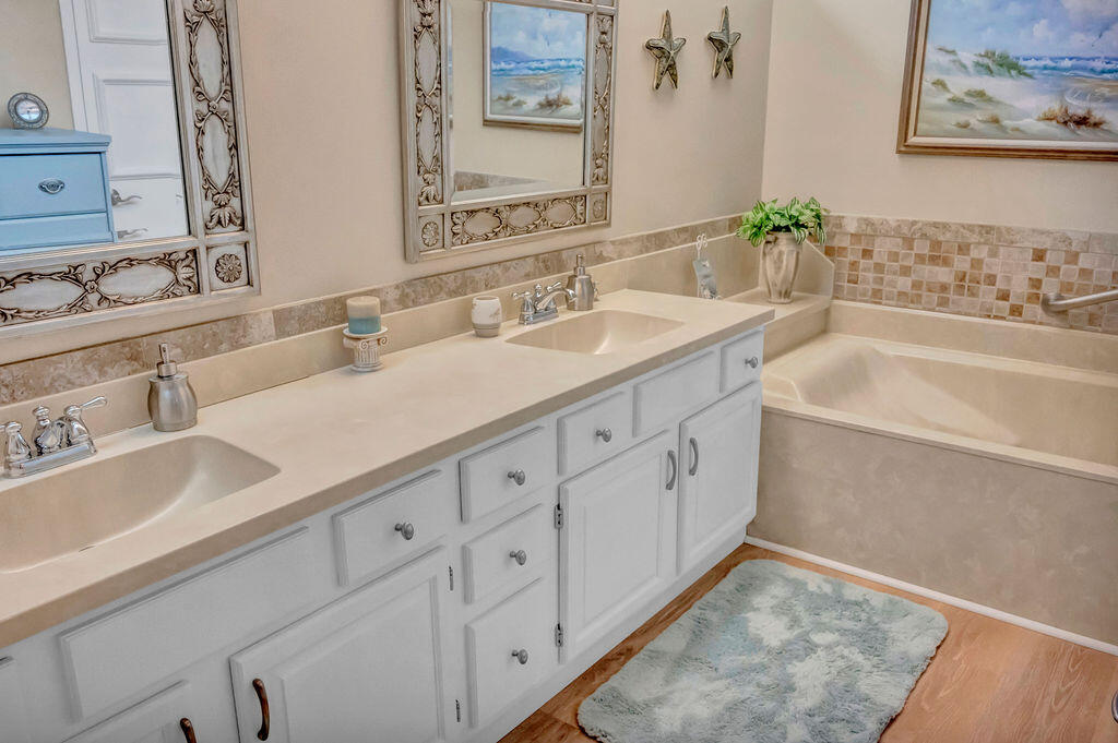 ST. ANDREWS SOUTH BLUEWATER BAY 3 - Residential