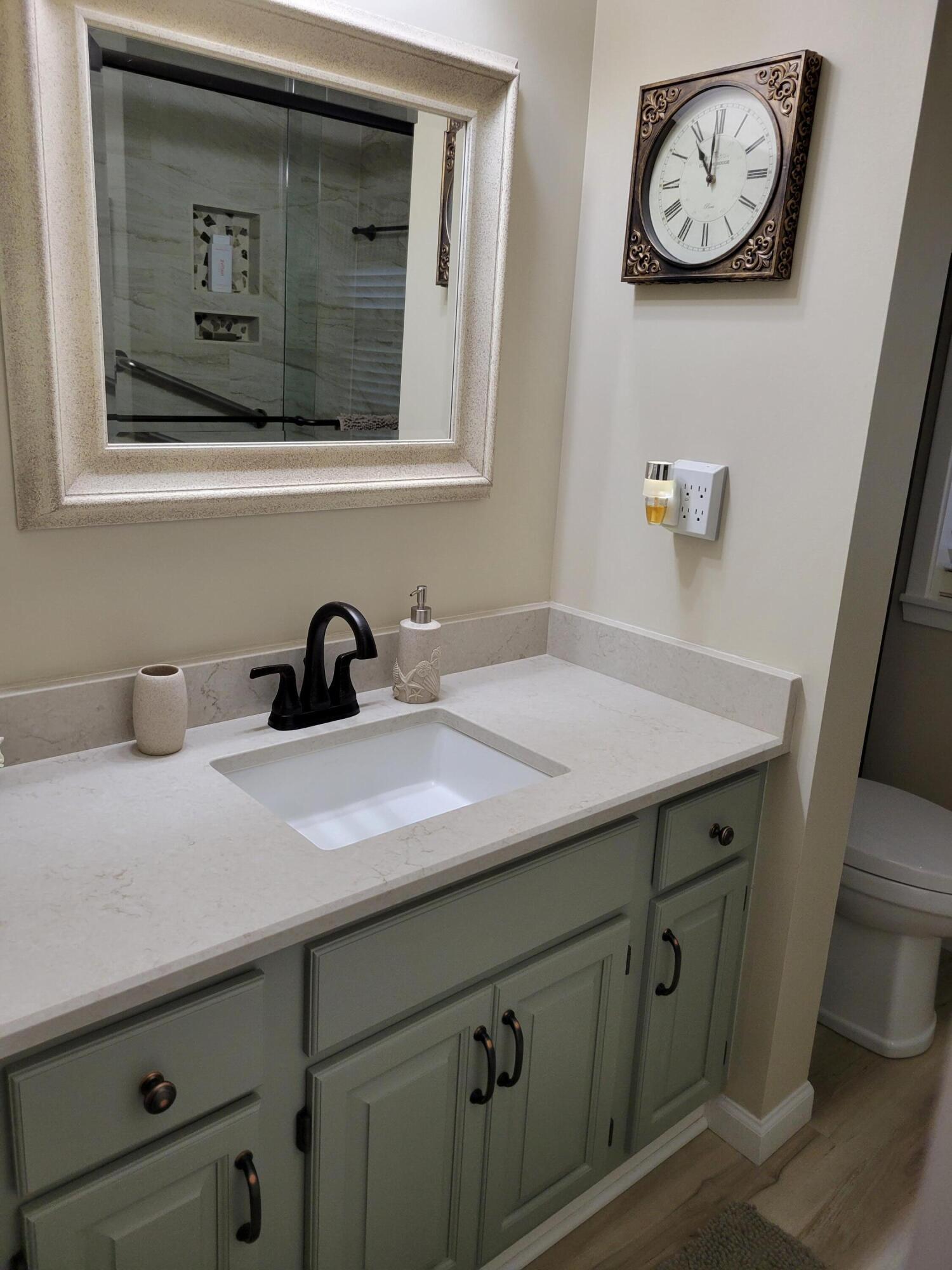 ST. ANDREWS SOUTH BLUEWATER BAY 3 - Residential