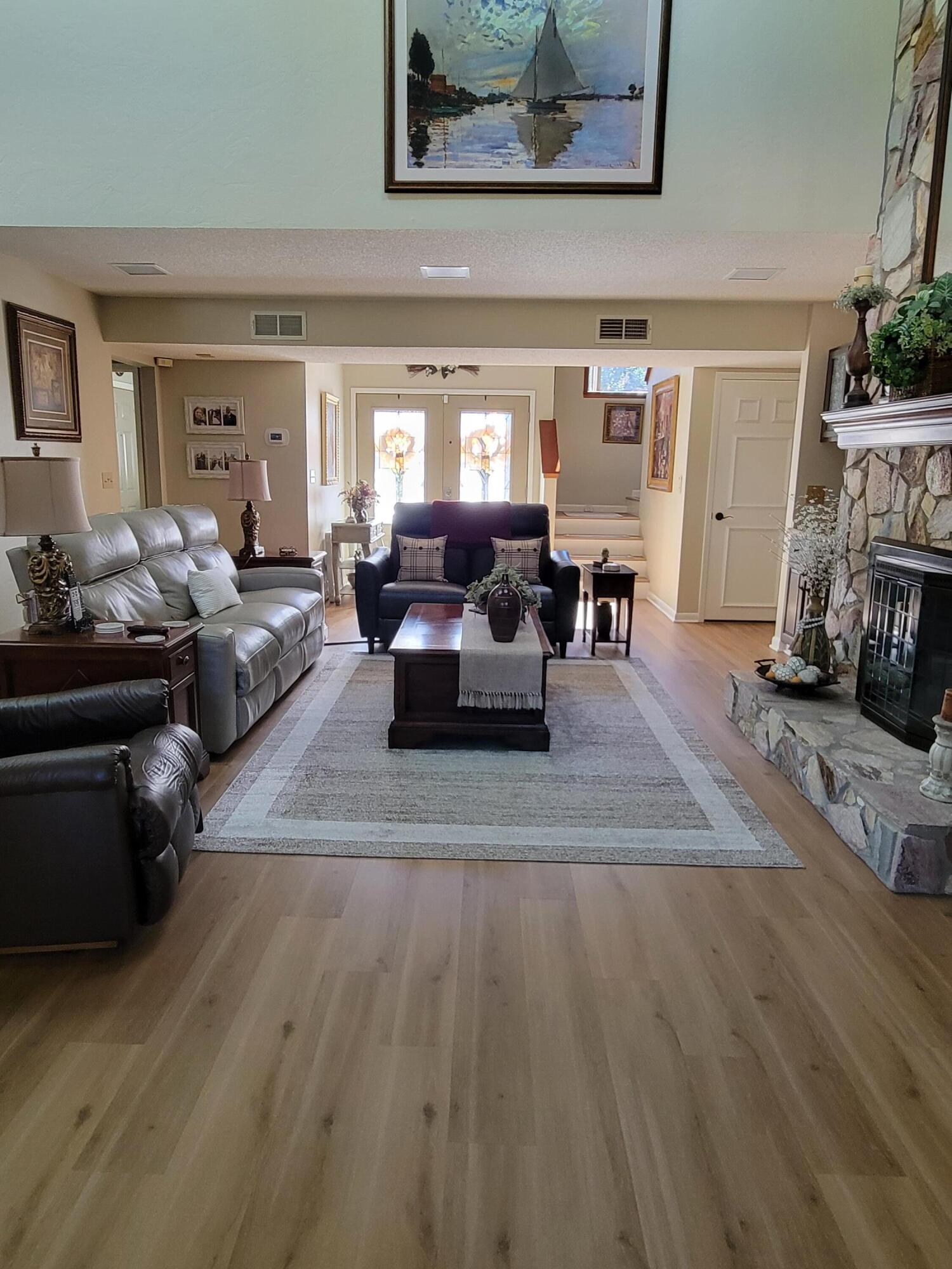 ST. ANDREWS SOUTH BLUEWATER BAY 3 - Residential