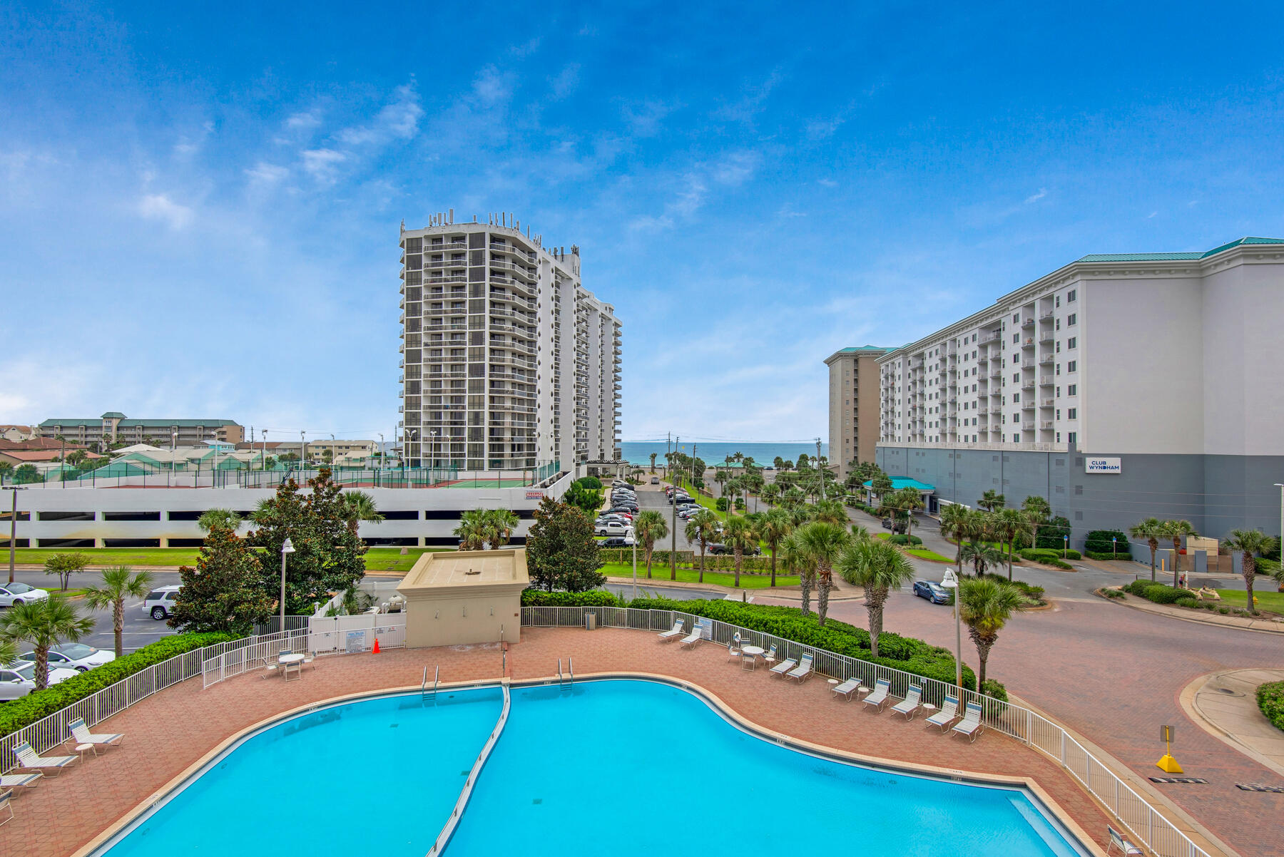 ARIEL DUNES - Residential