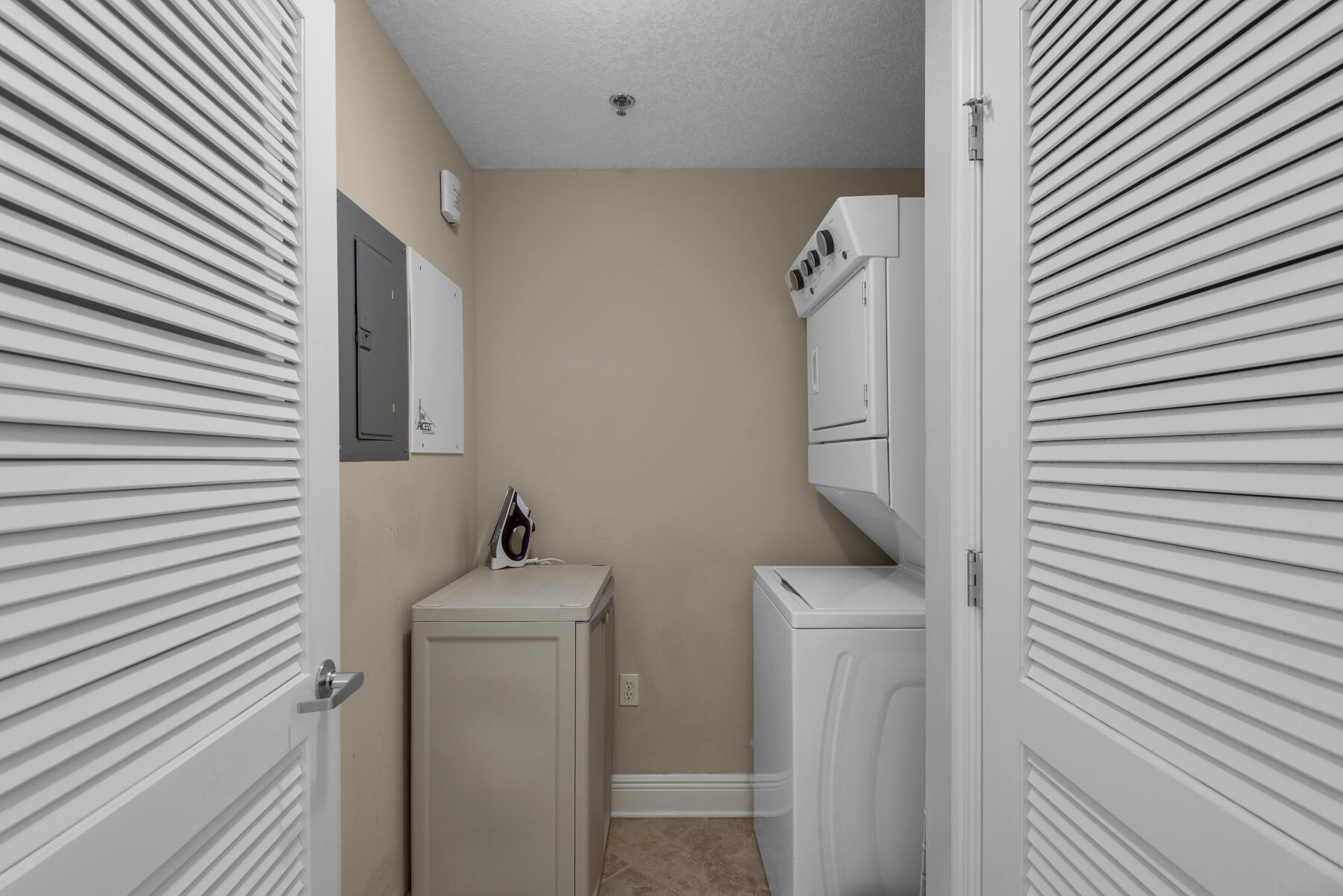 ARIEL DUNES - Residential