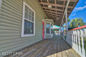 BID-A-WEE S/D - Residential