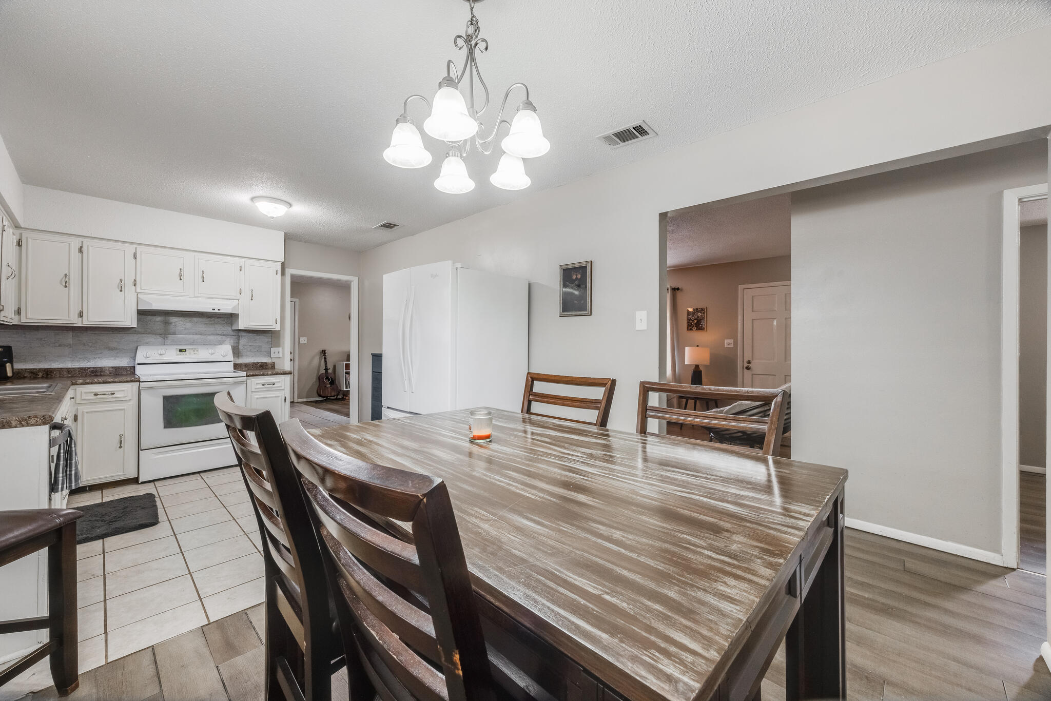 CRESTVIEW - Residential