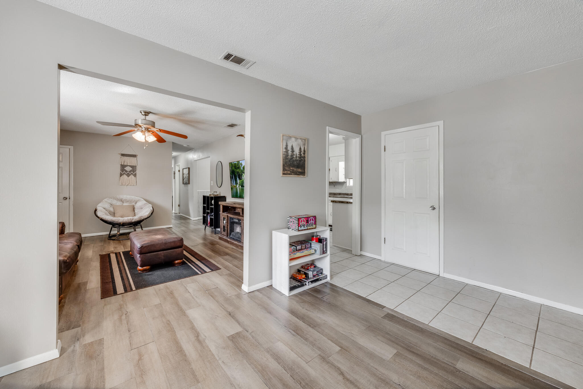 CRESTVIEW - Residential