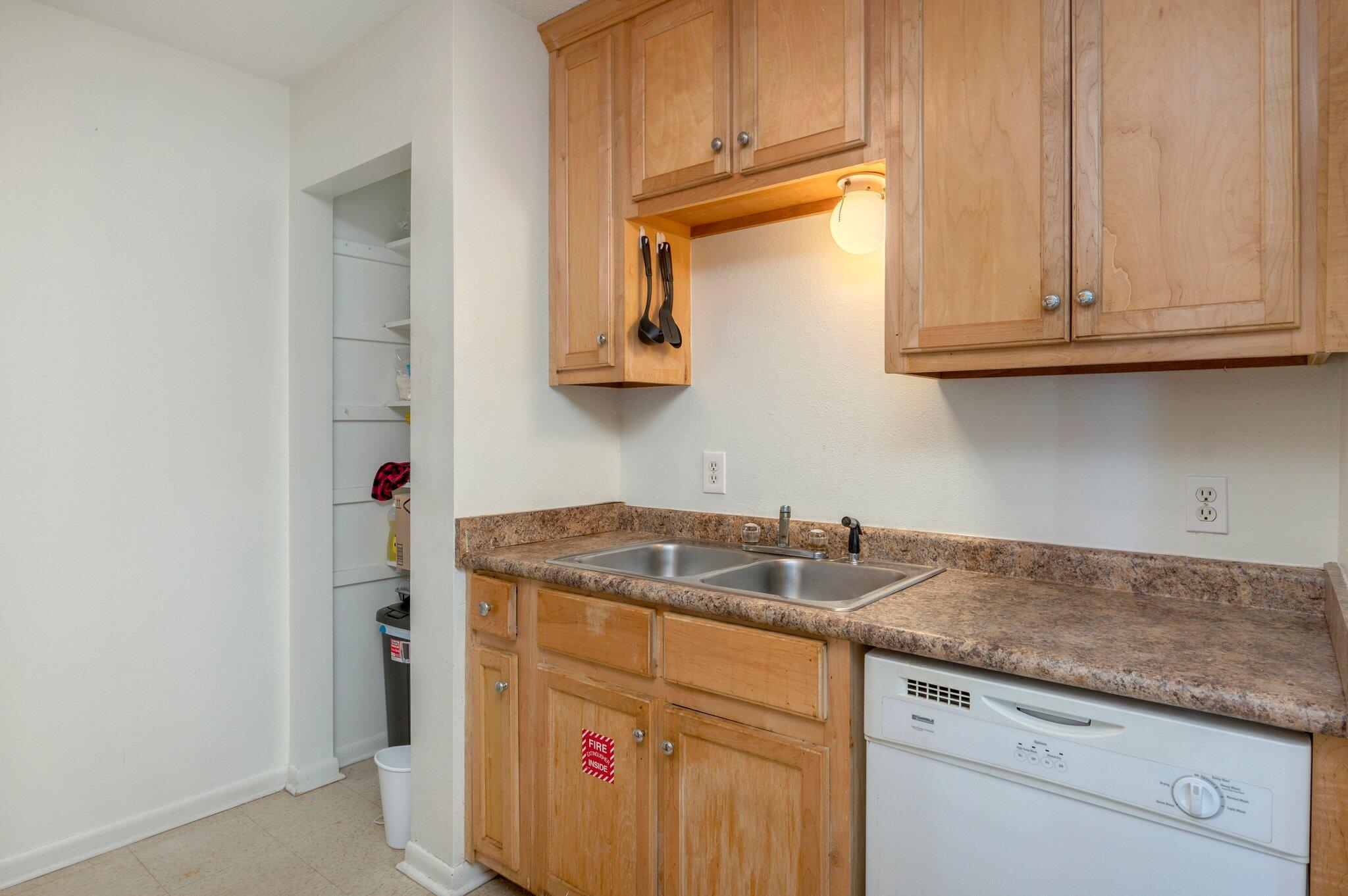 CARRIAGE HILLS - Residential