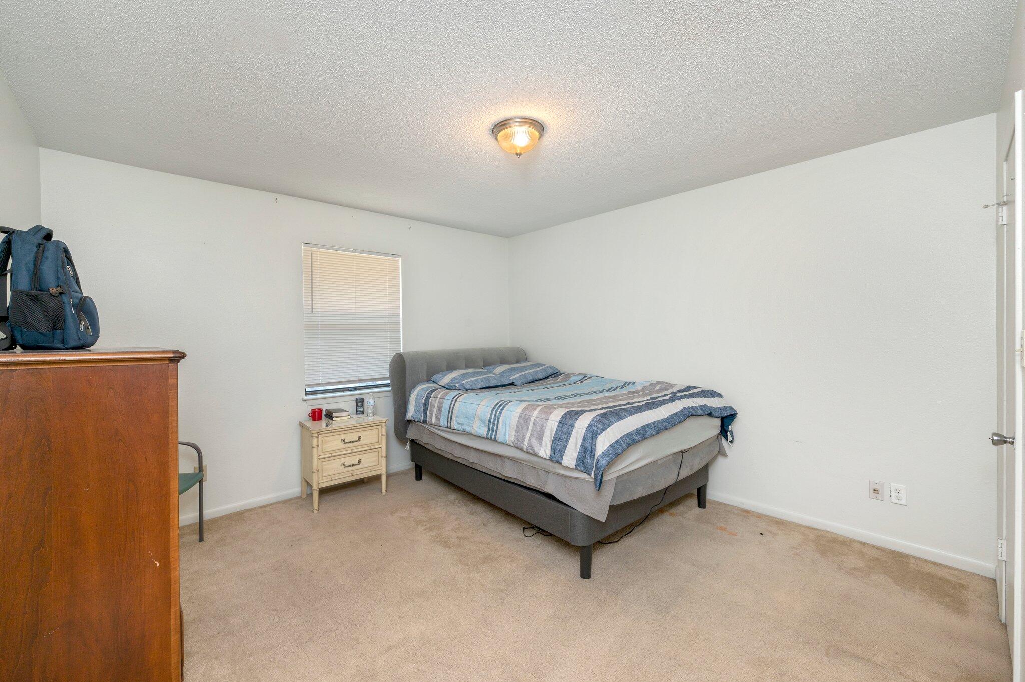 CARRIAGE HILLS - Residential