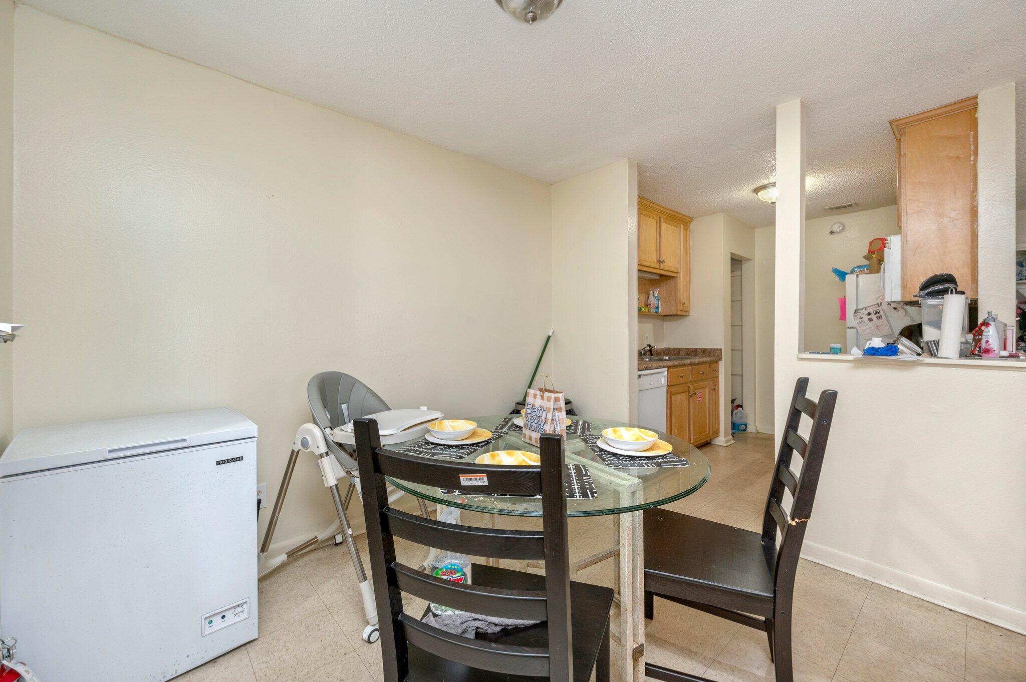 CARRIAGE HILLS - Residential