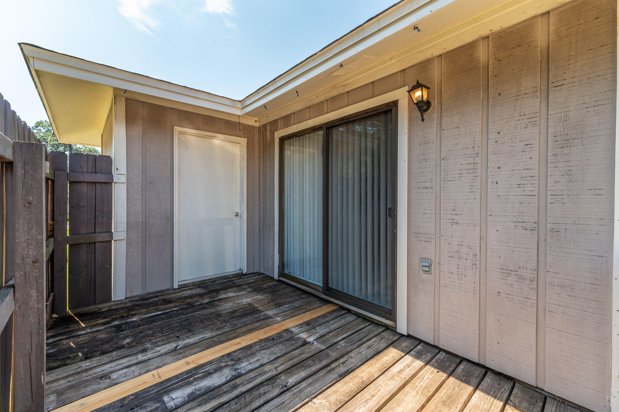 CARRIAGE HILLS - Residential