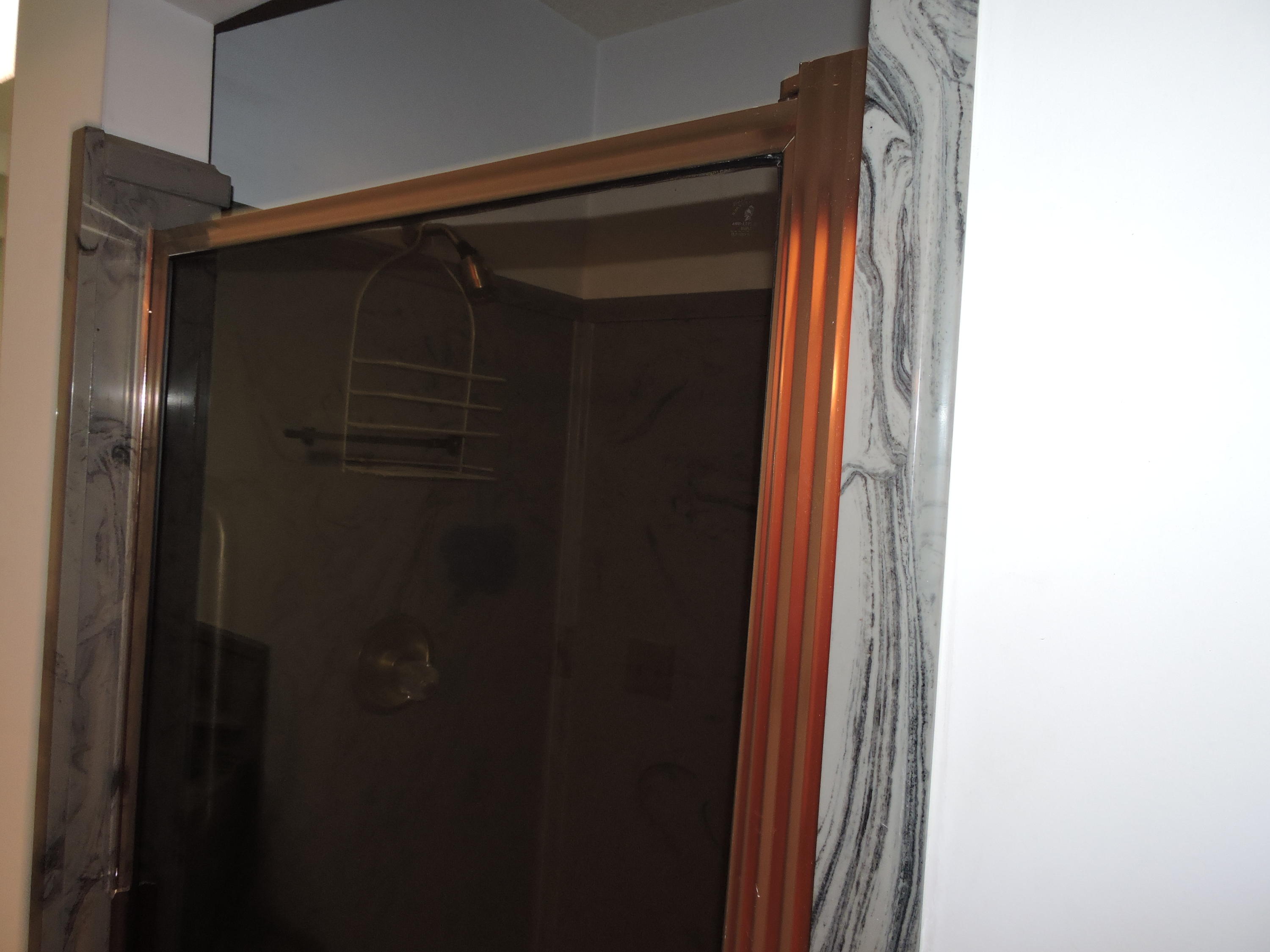 RIVERSIDE NORTH - Residential