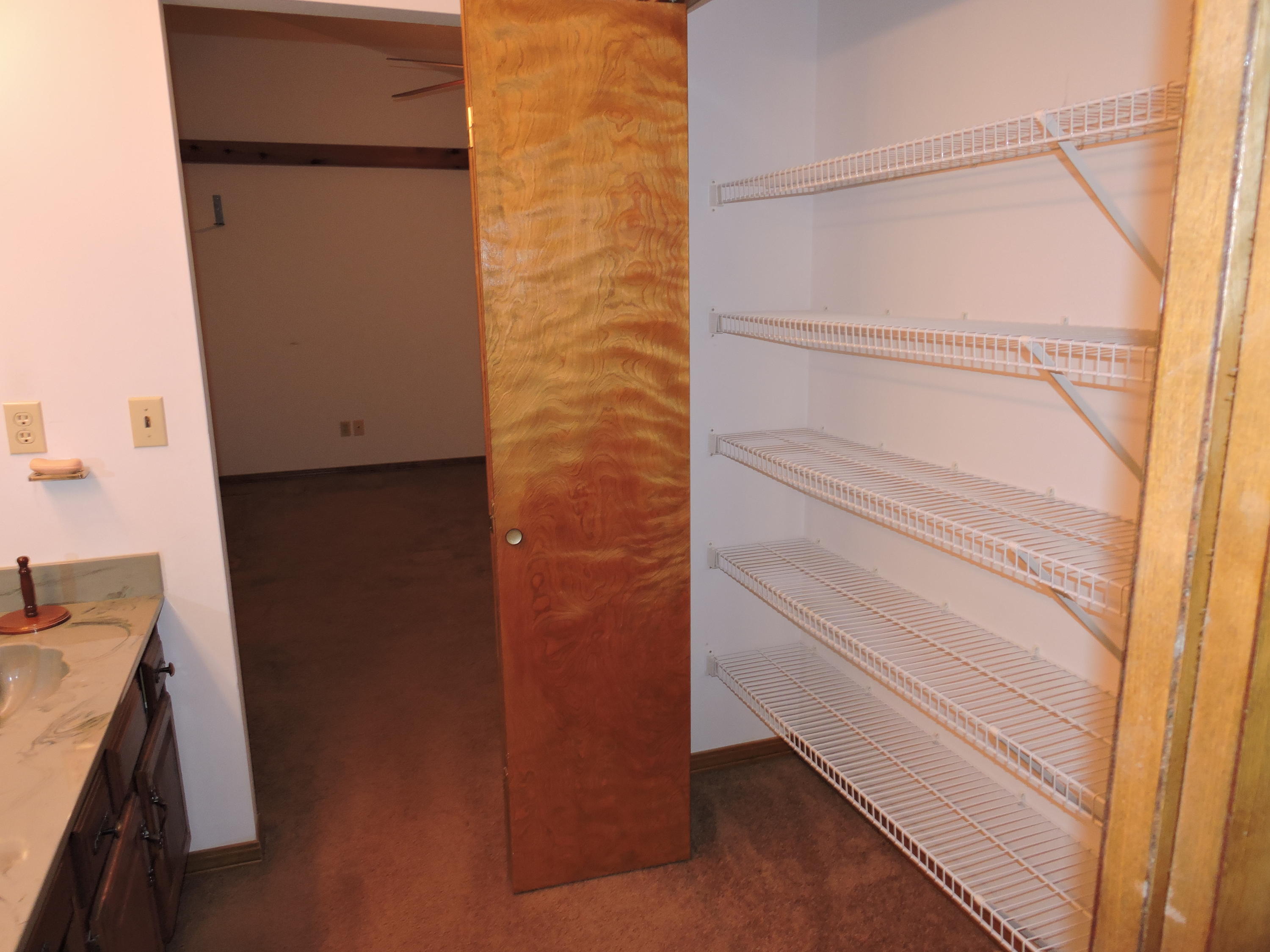 RIVERSIDE NORTH - Residential