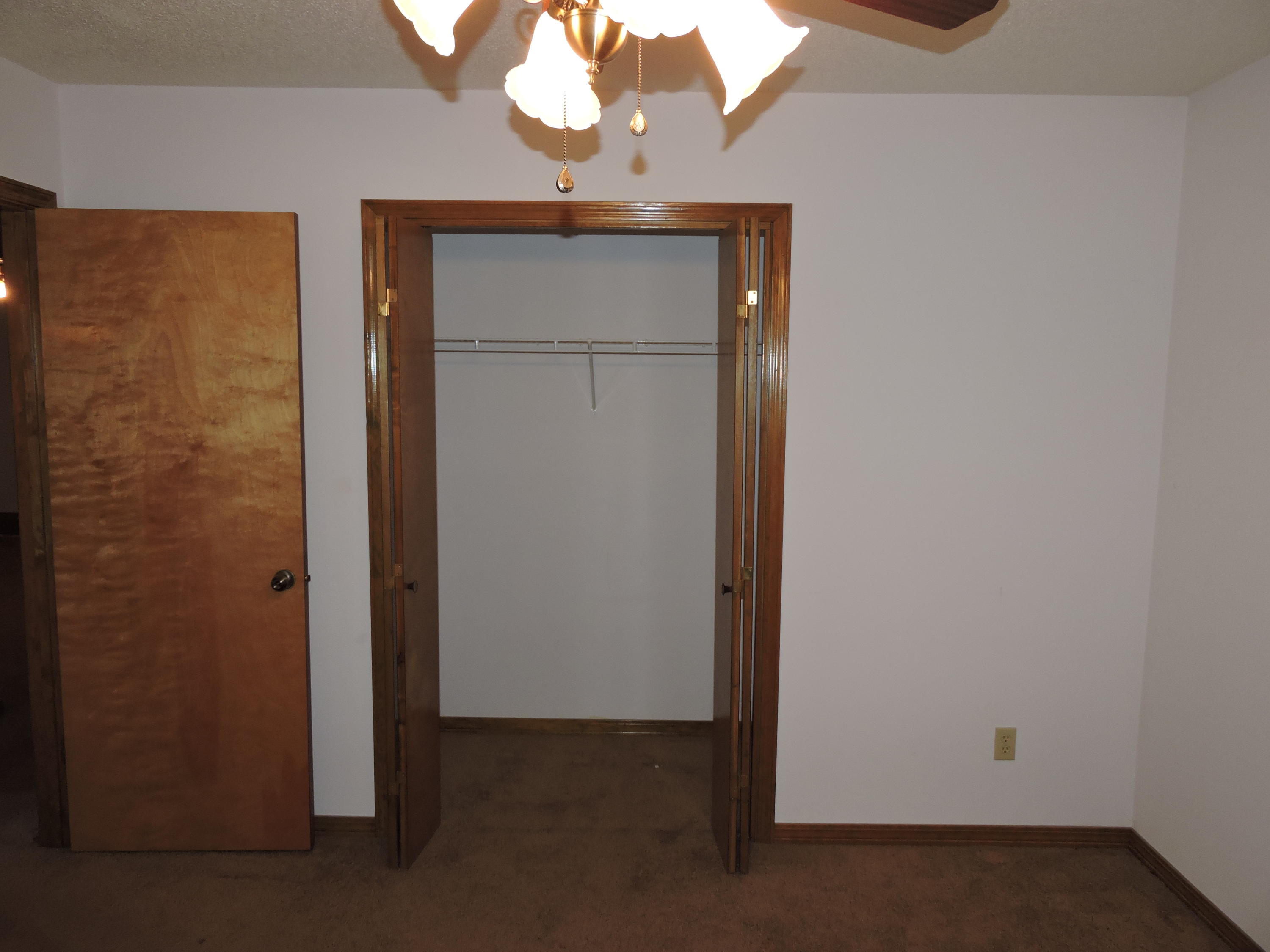 RIVERSIDE NORTH - Residential