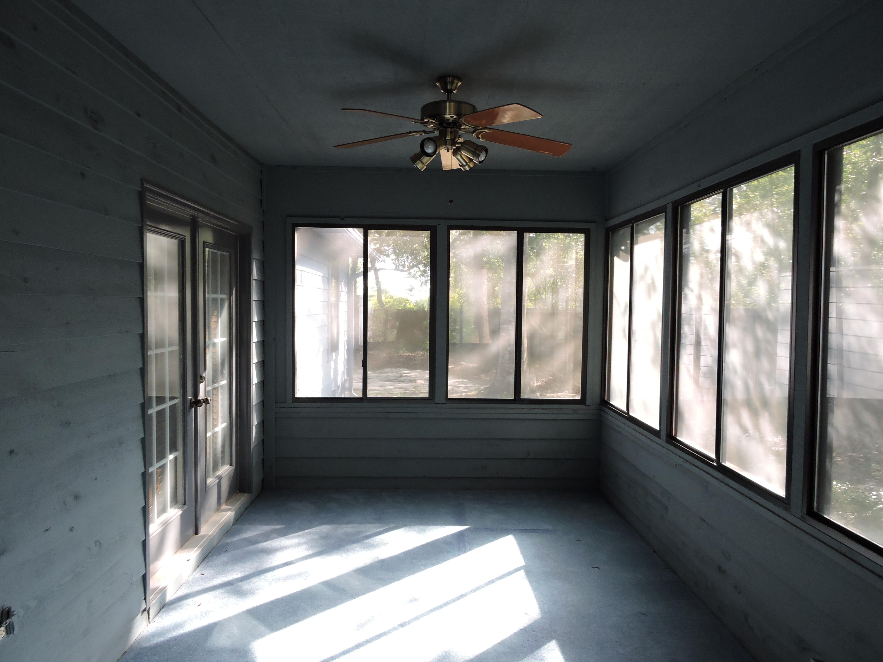 RIVERSIDE NORTH - Residential