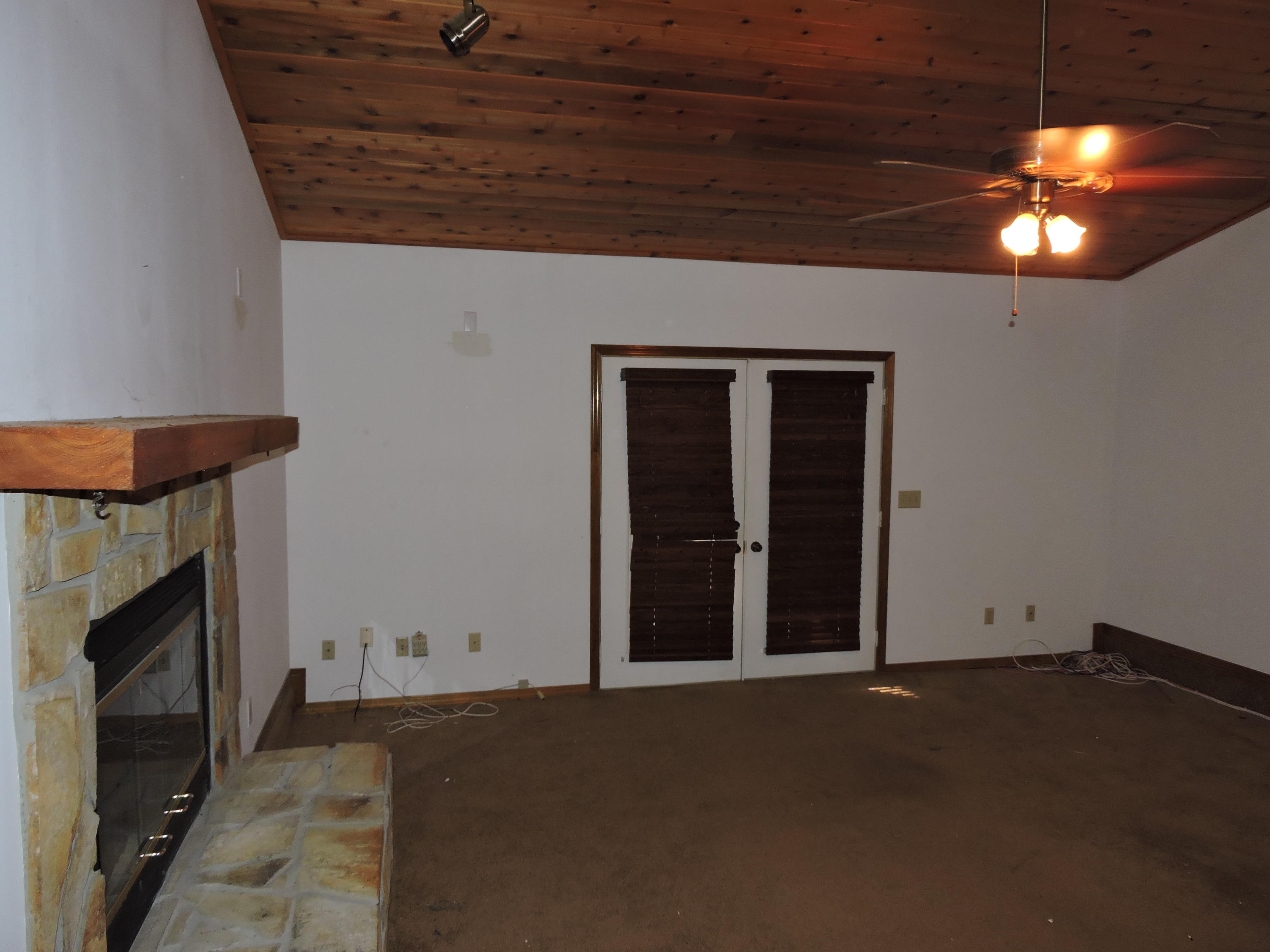 RIVERSIDE NORTH - Residential