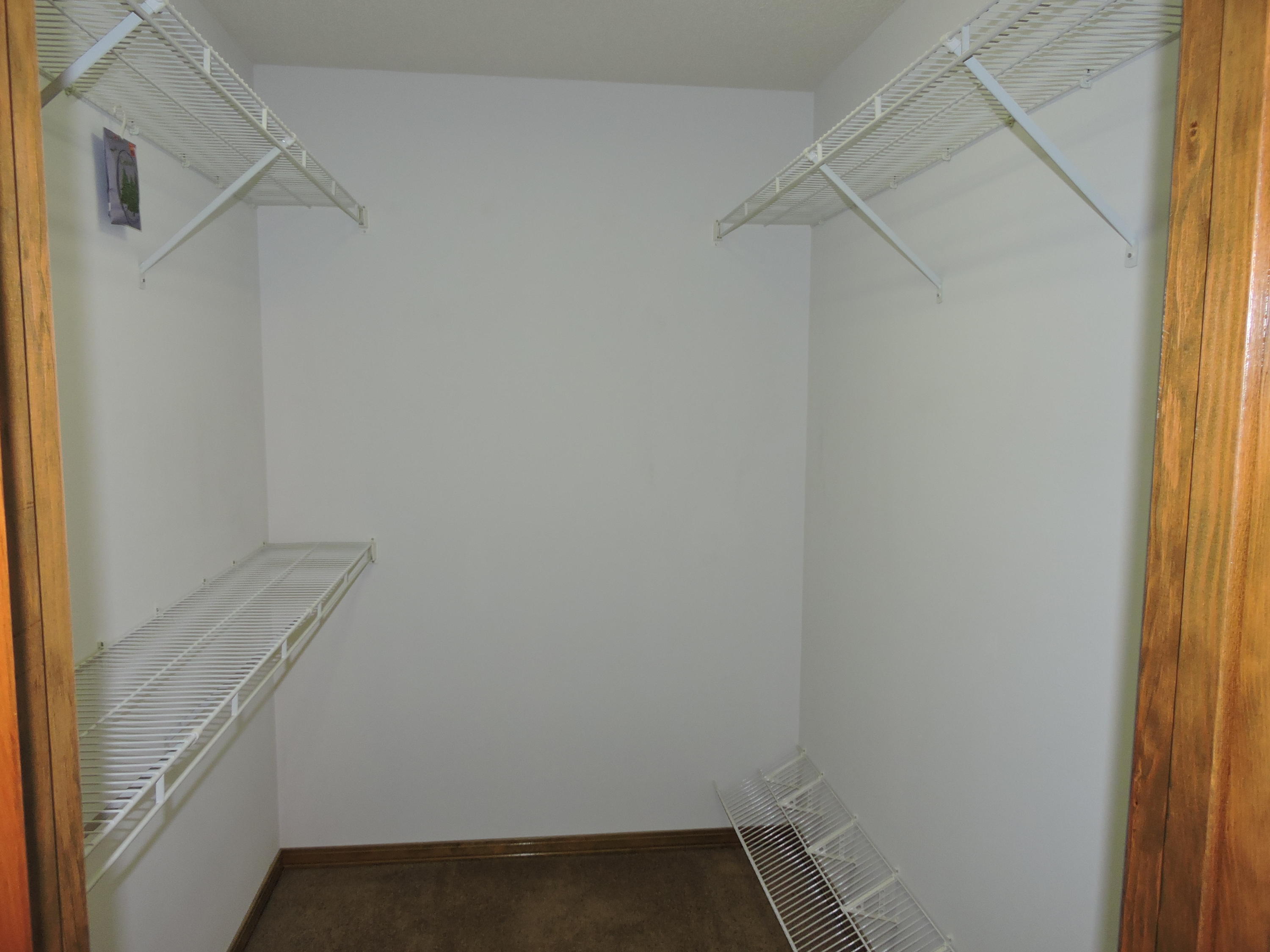 RIVERSIDE NORTH - Residential