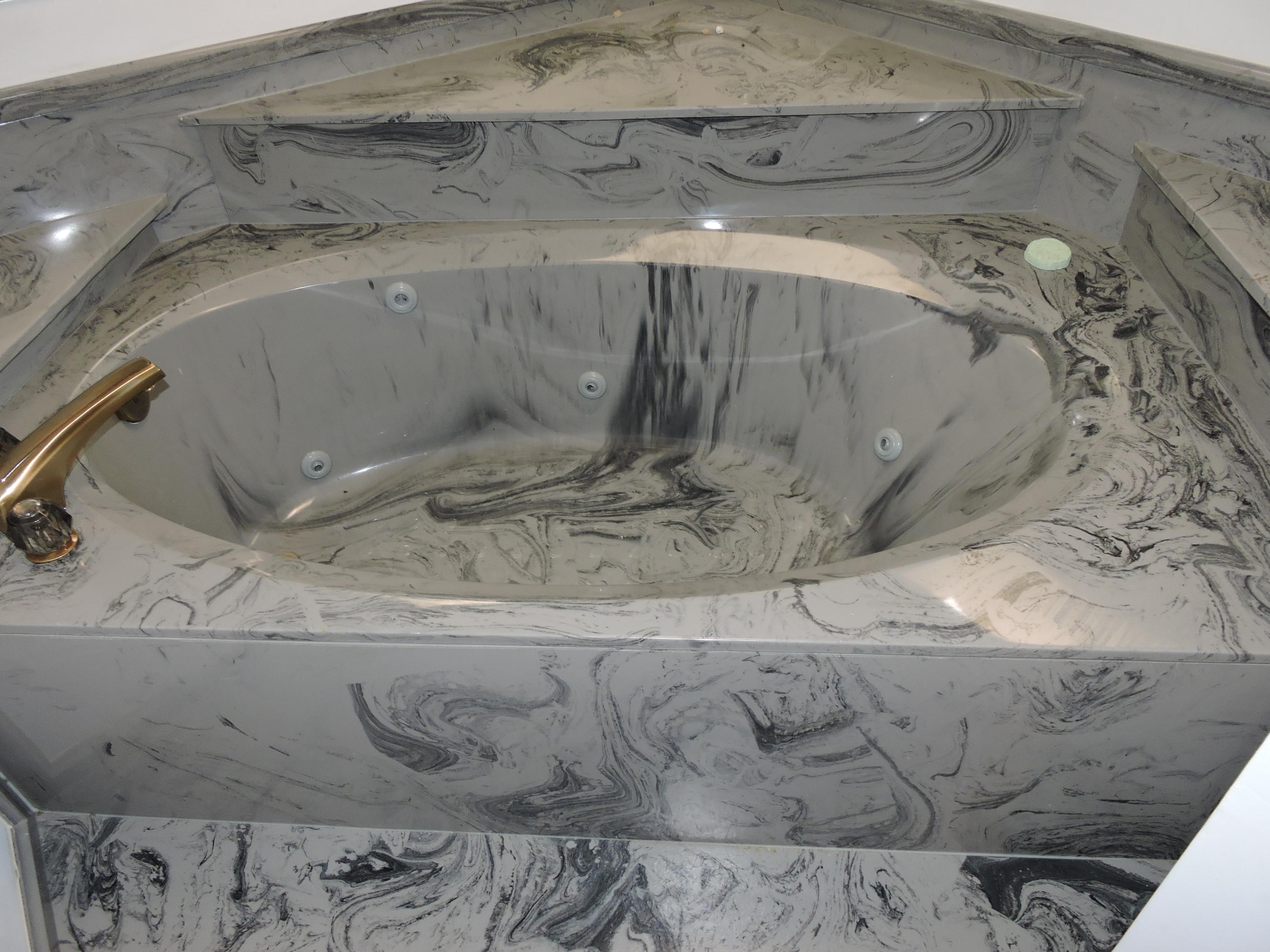 RIVERSIDE NORTH - Residential